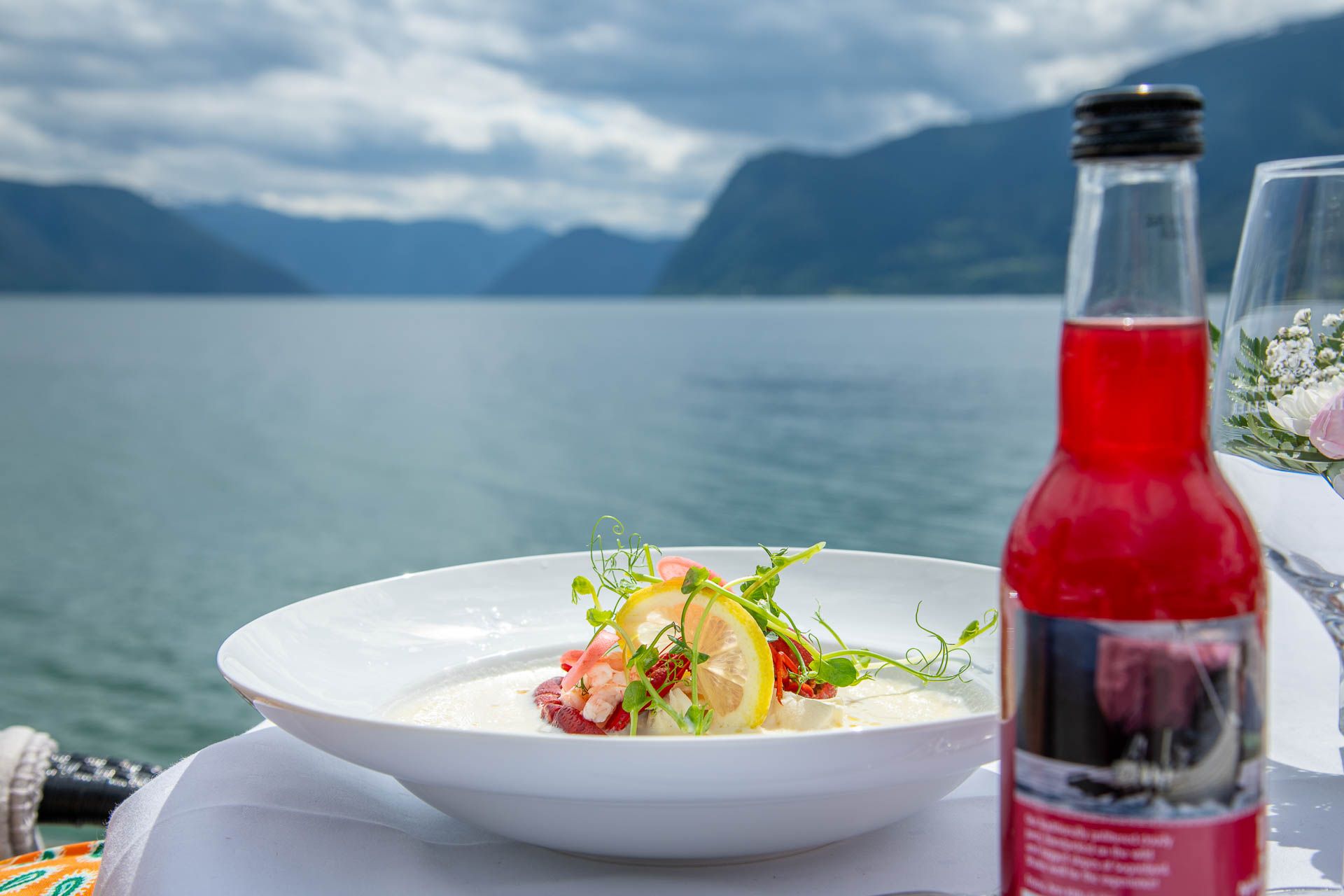 Leikanger FjordHotel Restaurant