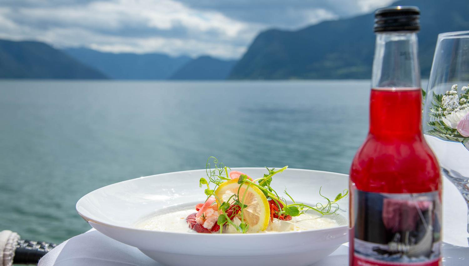 Leikanger FjordHotel Restaurant