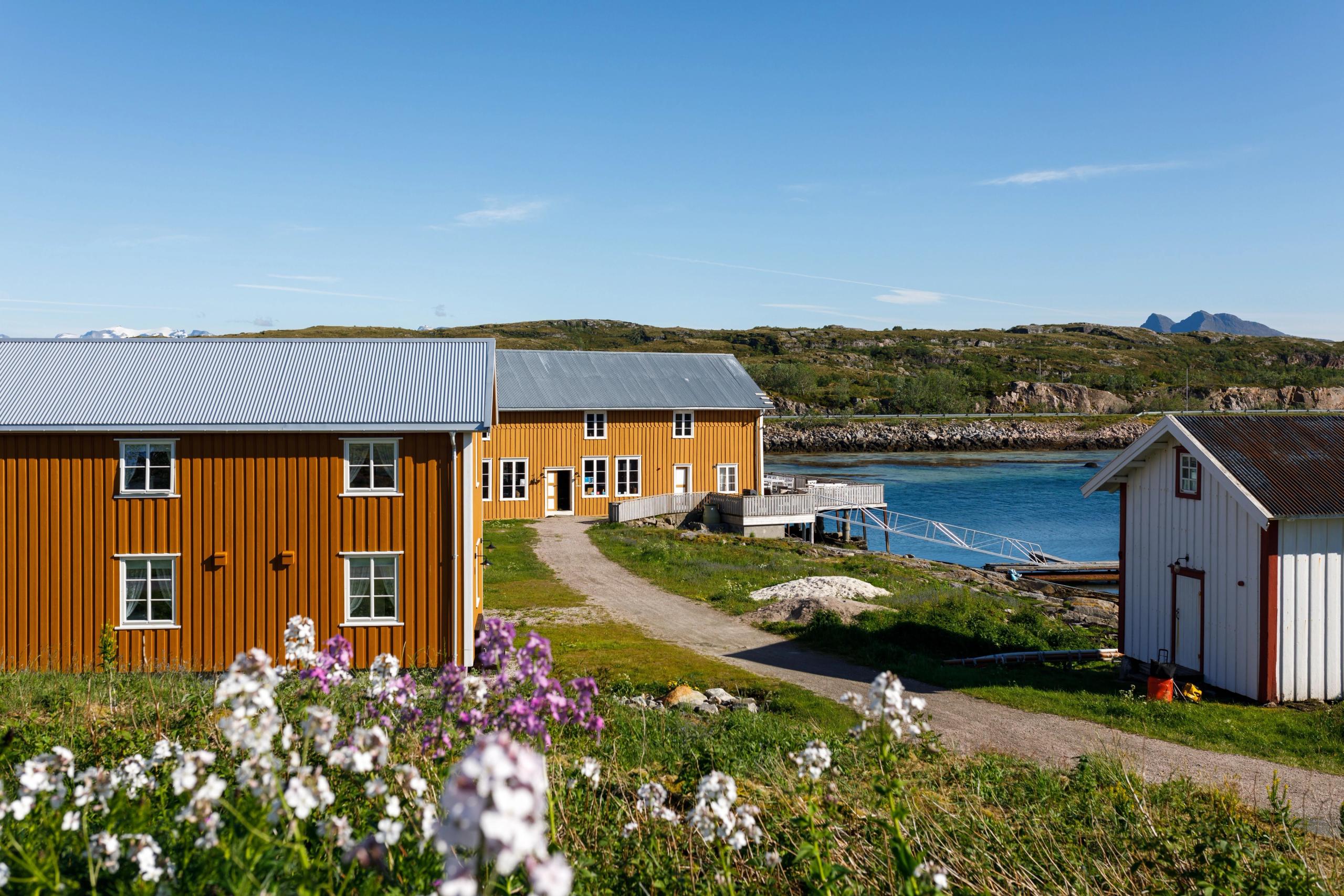 A stroll to the fishing village at Støtt