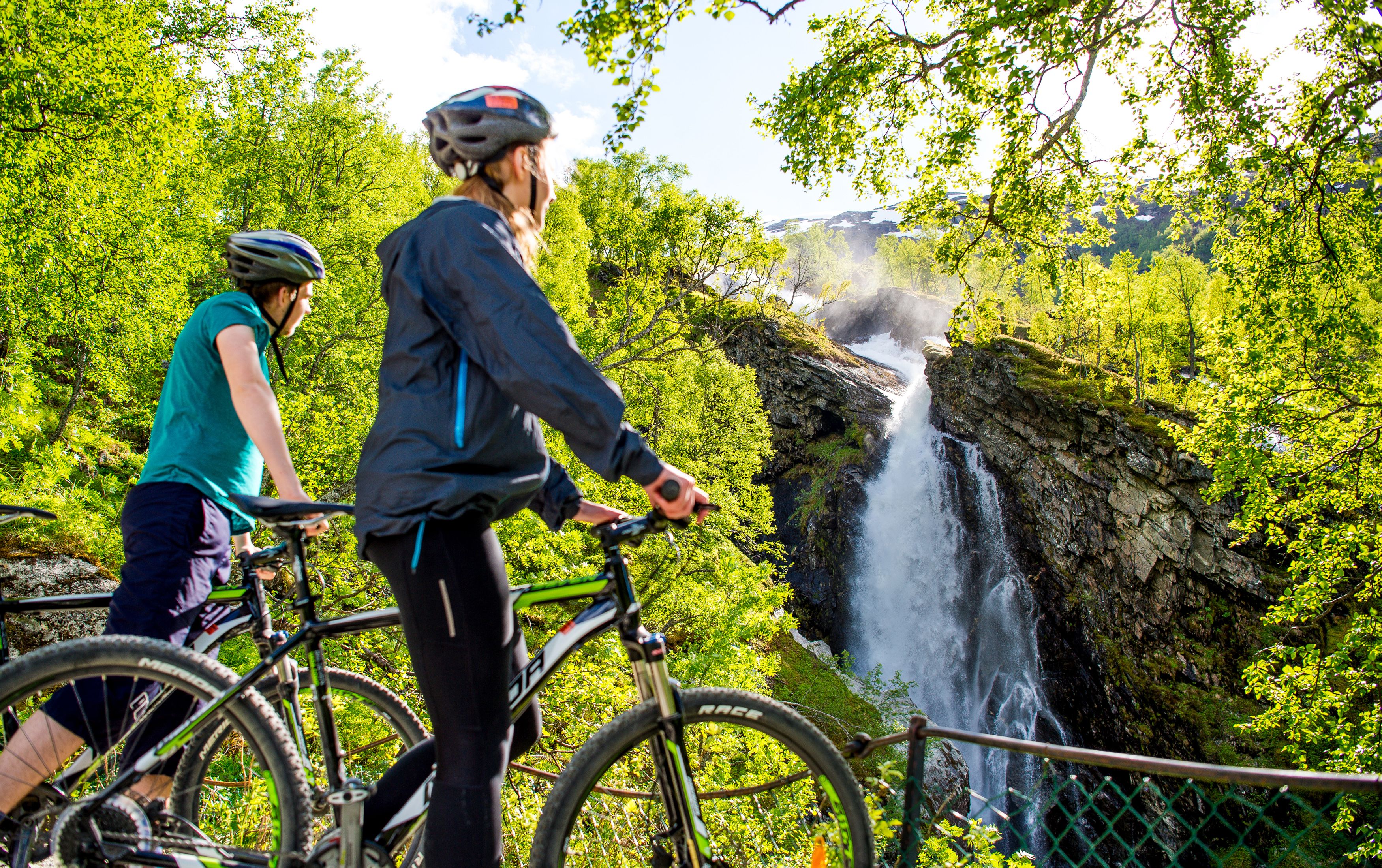 Cycling the Flåm valley