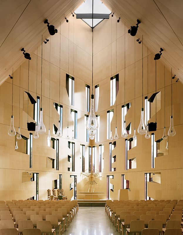 Våler kirke innvendig, Rasmus Norlander
