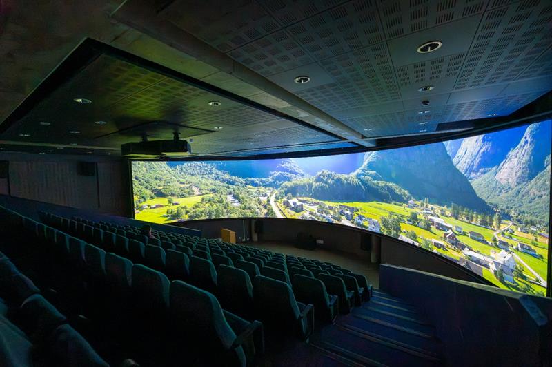 180 degrees movie at the Norwegian Nature Center