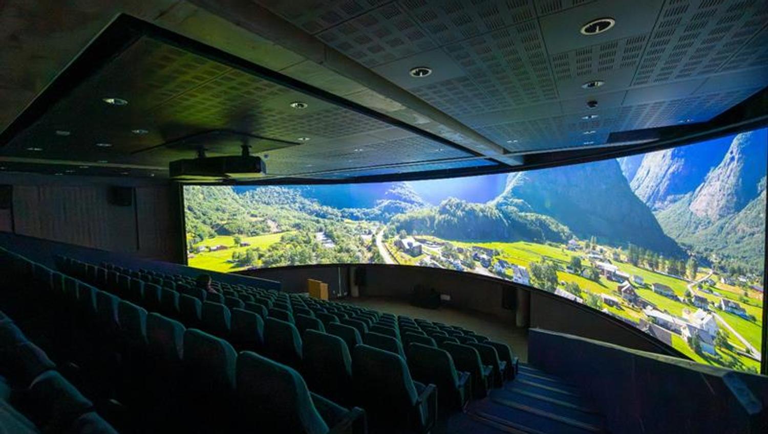 180 degrees movie at the Norwegian Nature Center