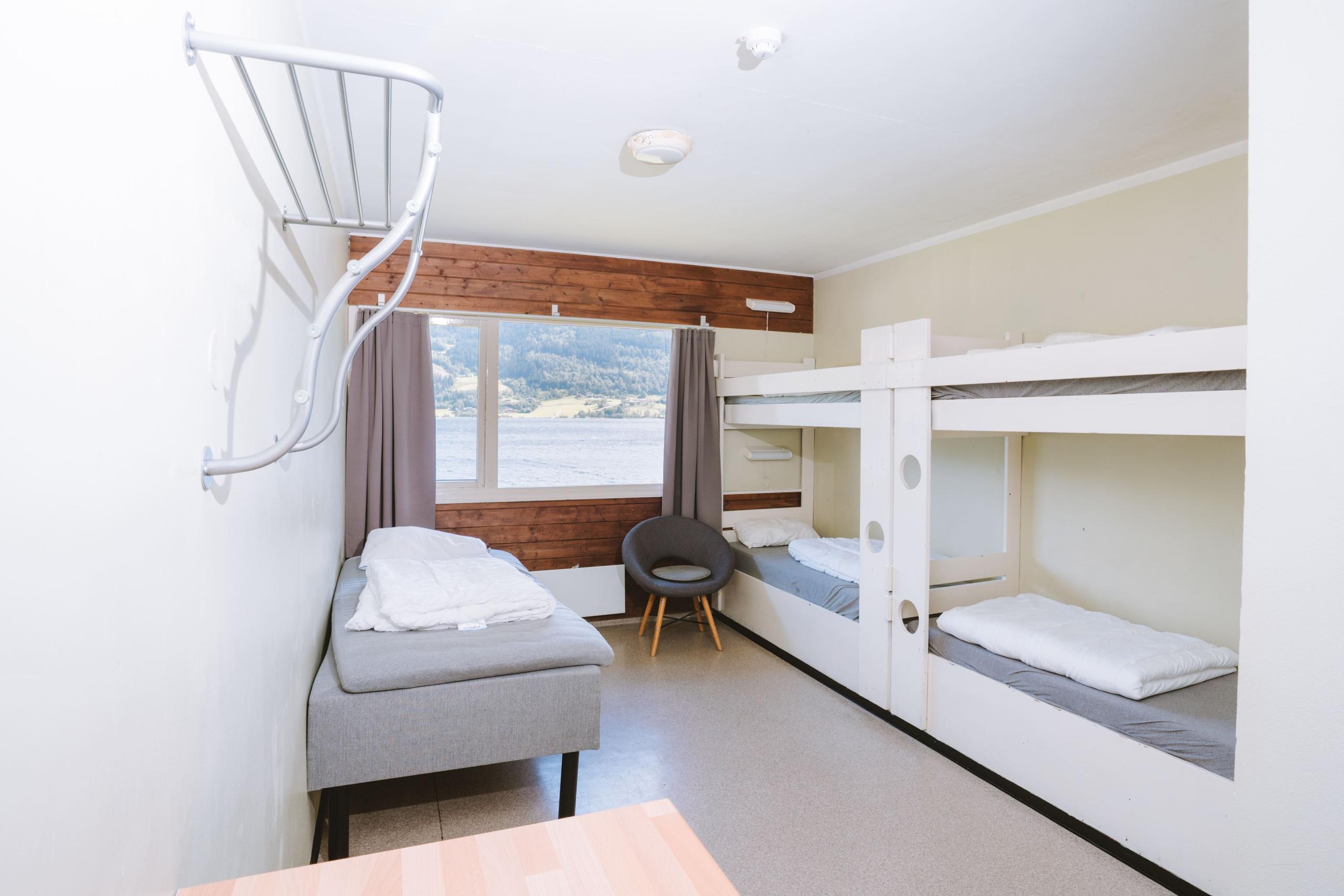 Skitoget midtveke med overnatting på Voss Vandrarheim
