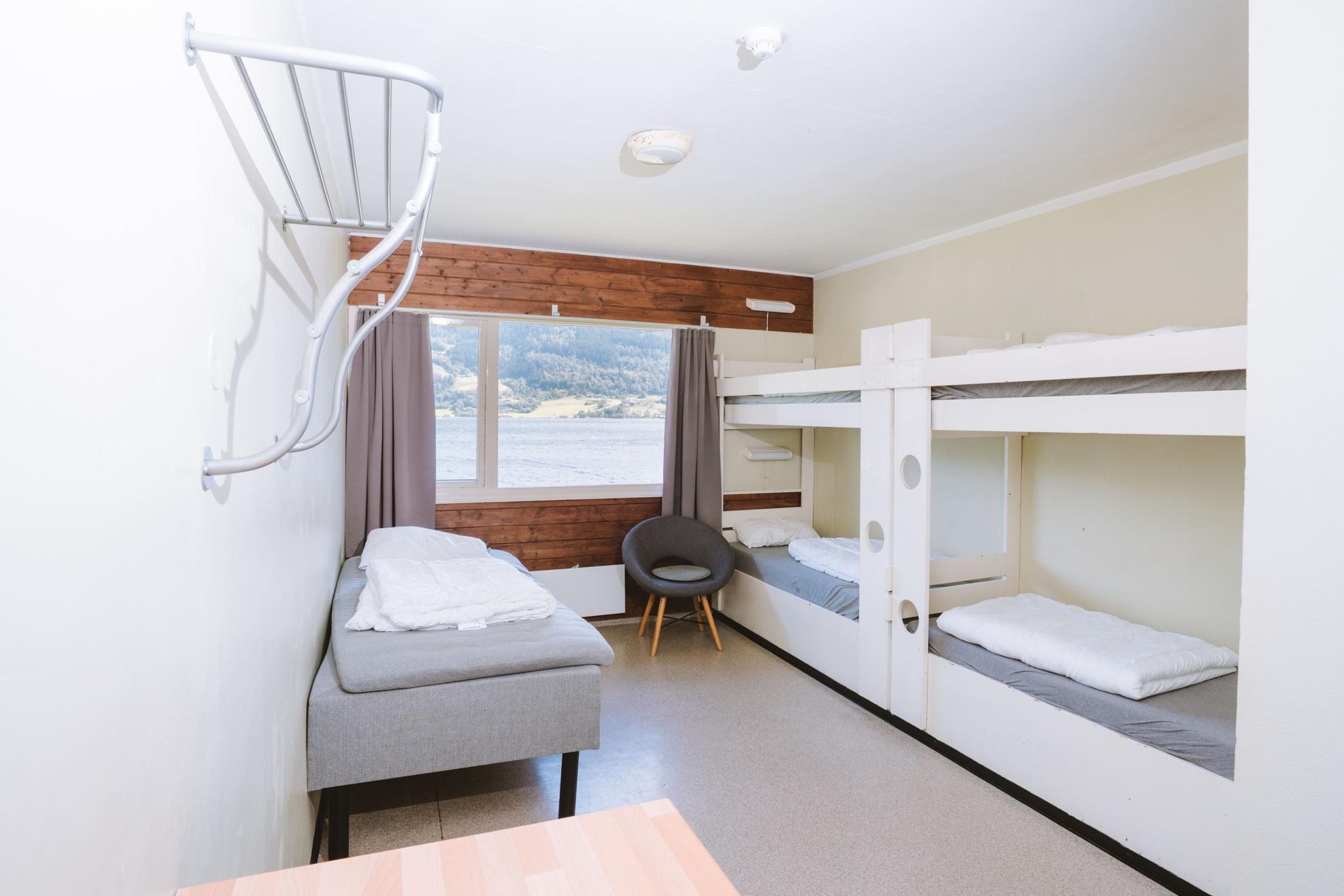 Skitoget midtveke med overnatting på Voss Vandrarheim