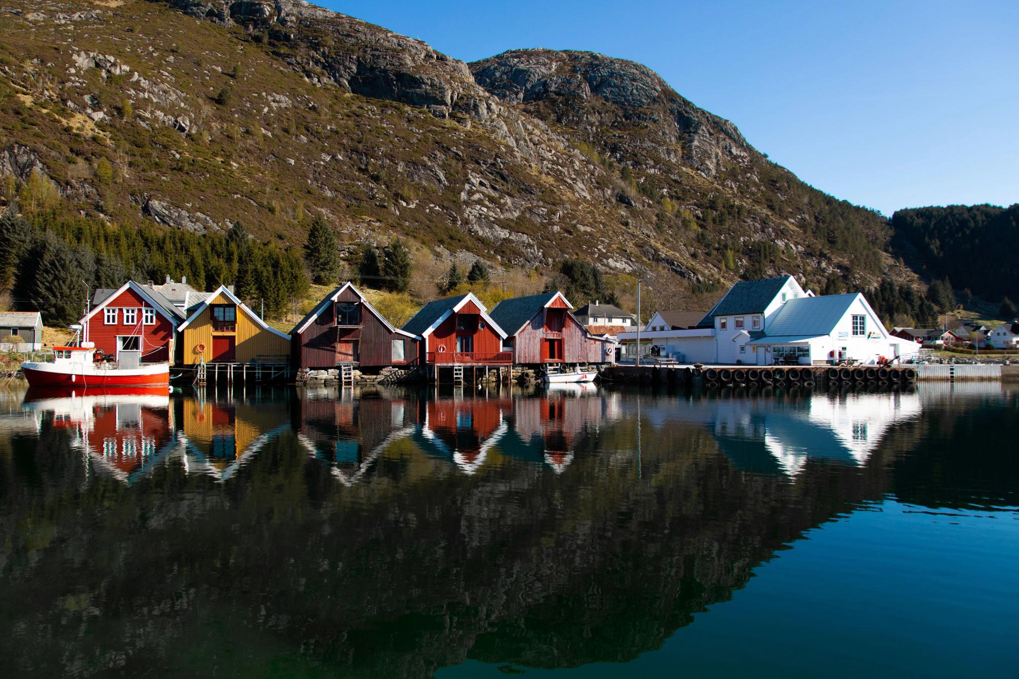 Åkrebua Boat House