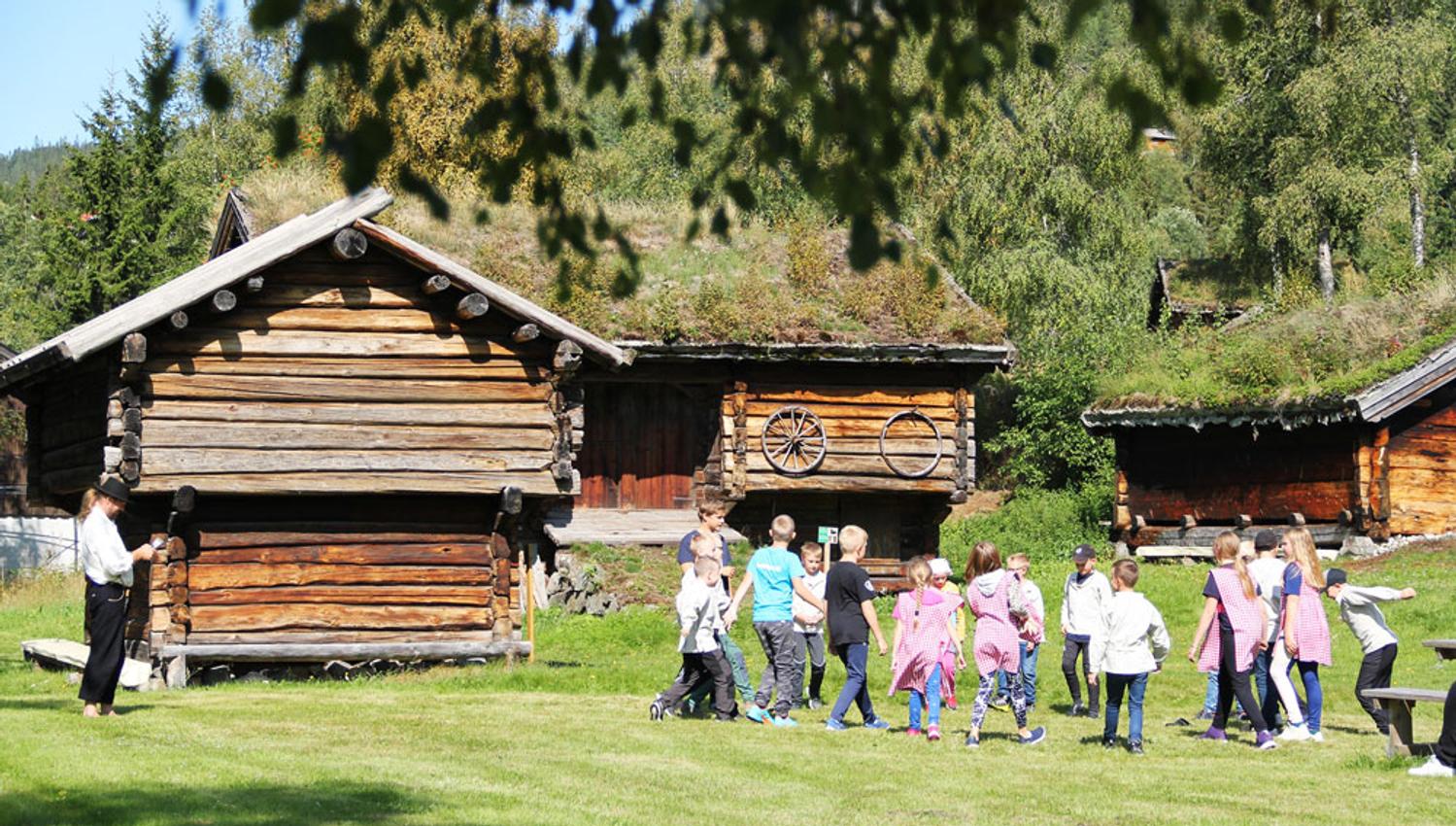 barn-på-tuddal-bygdetun_web