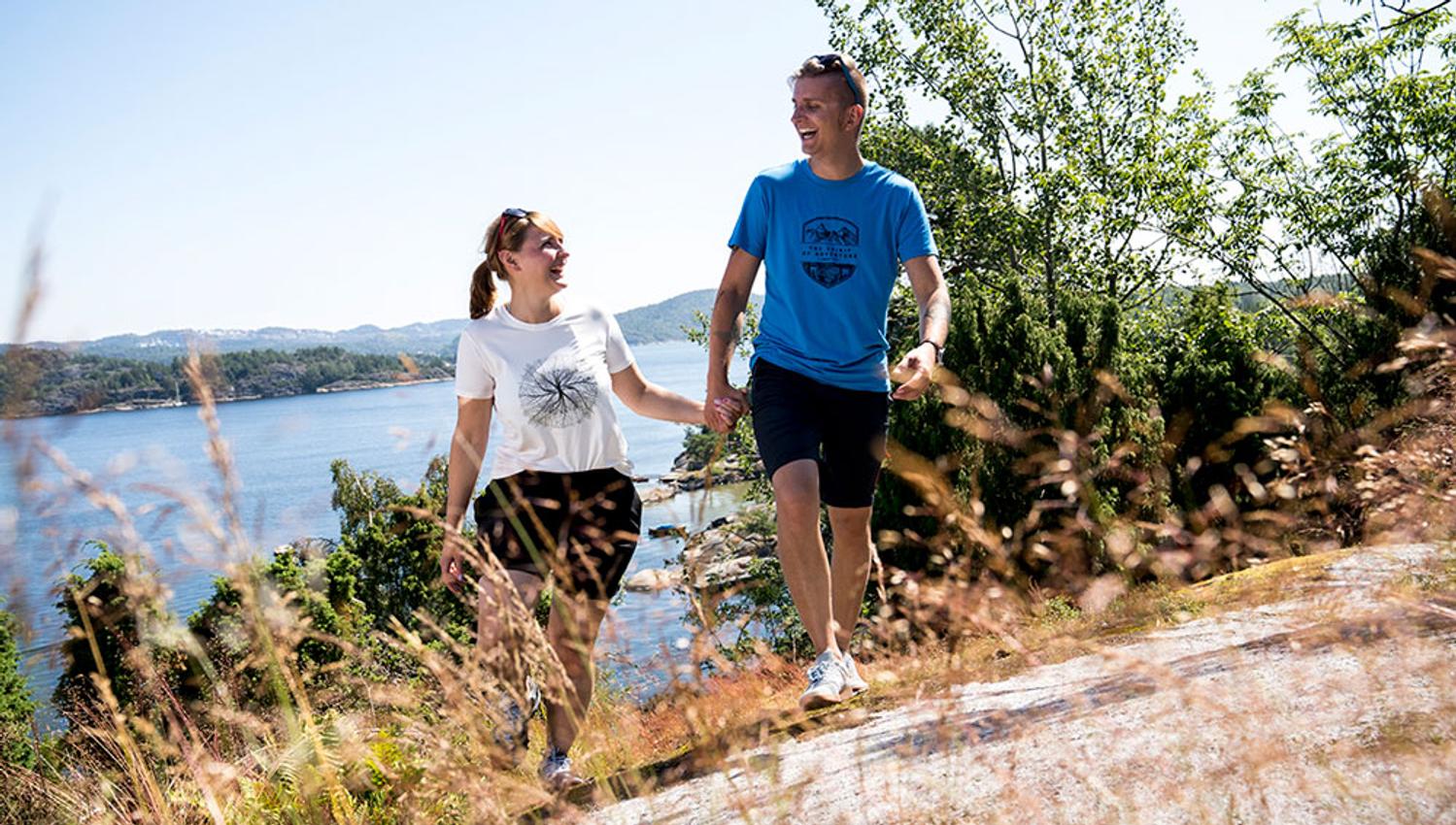 Par på tur på Bjørkøya