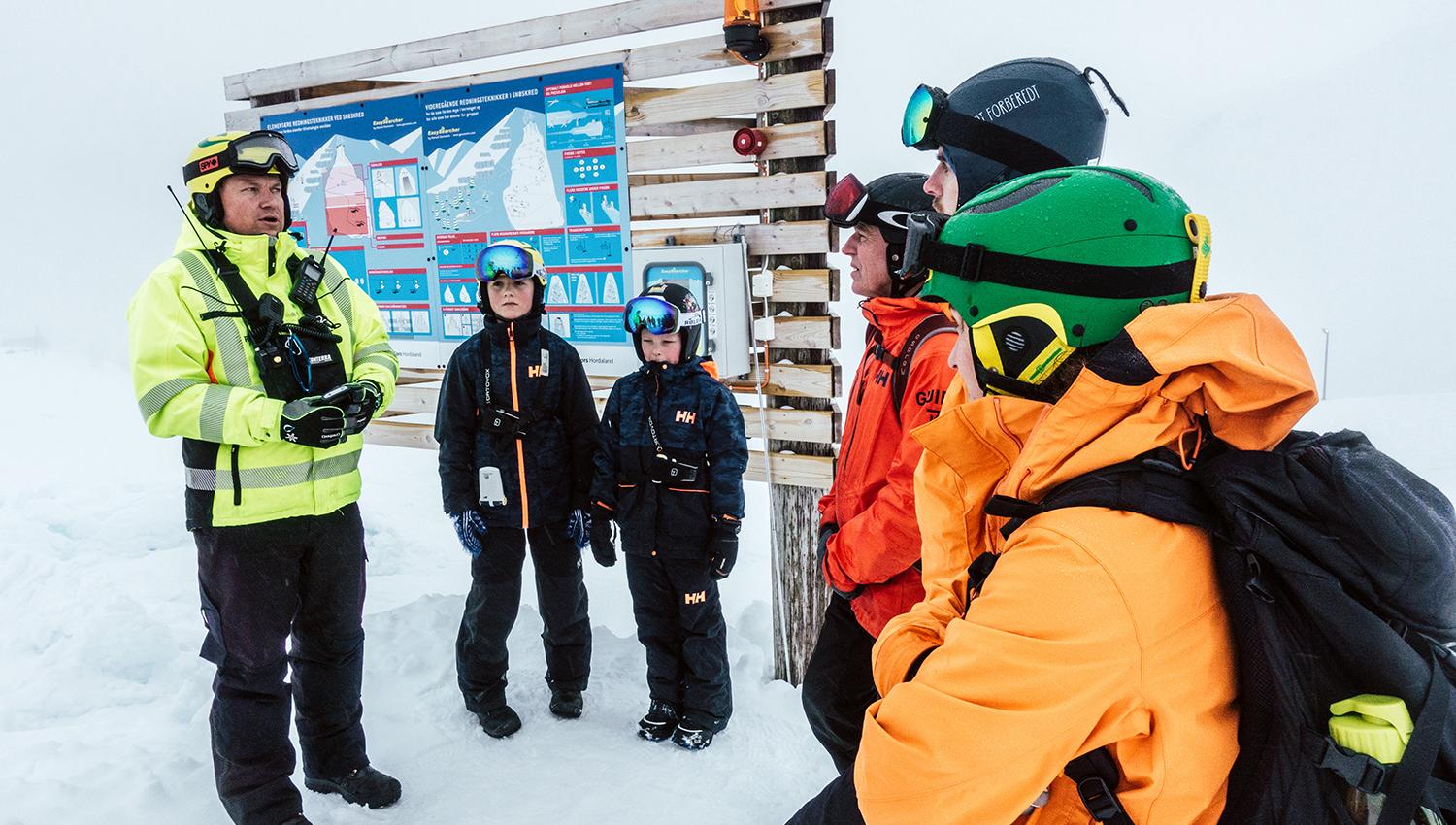 Avalanche course with Trolltunga Active.