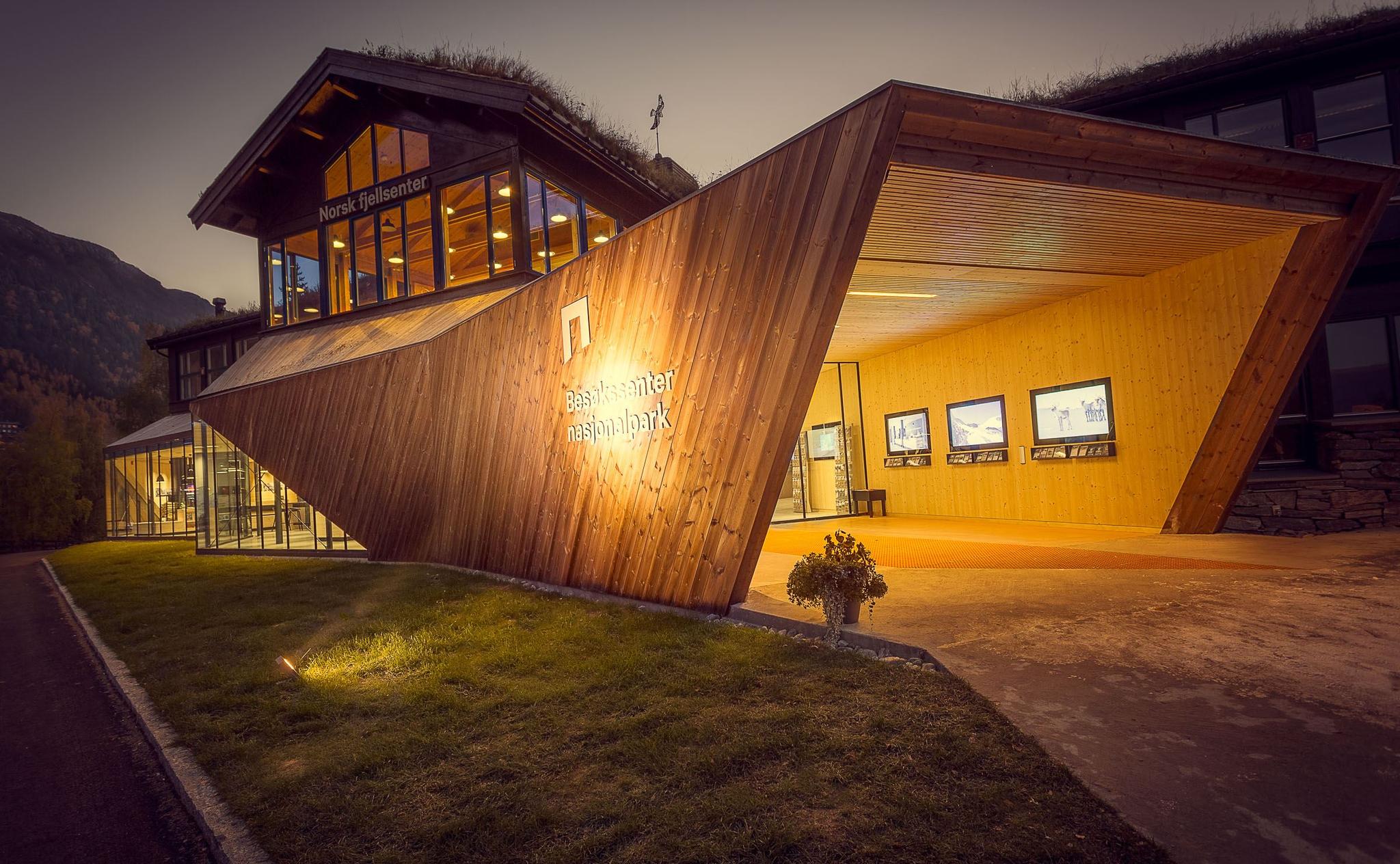 Norwegian Mountain Center - where man and mountains meet