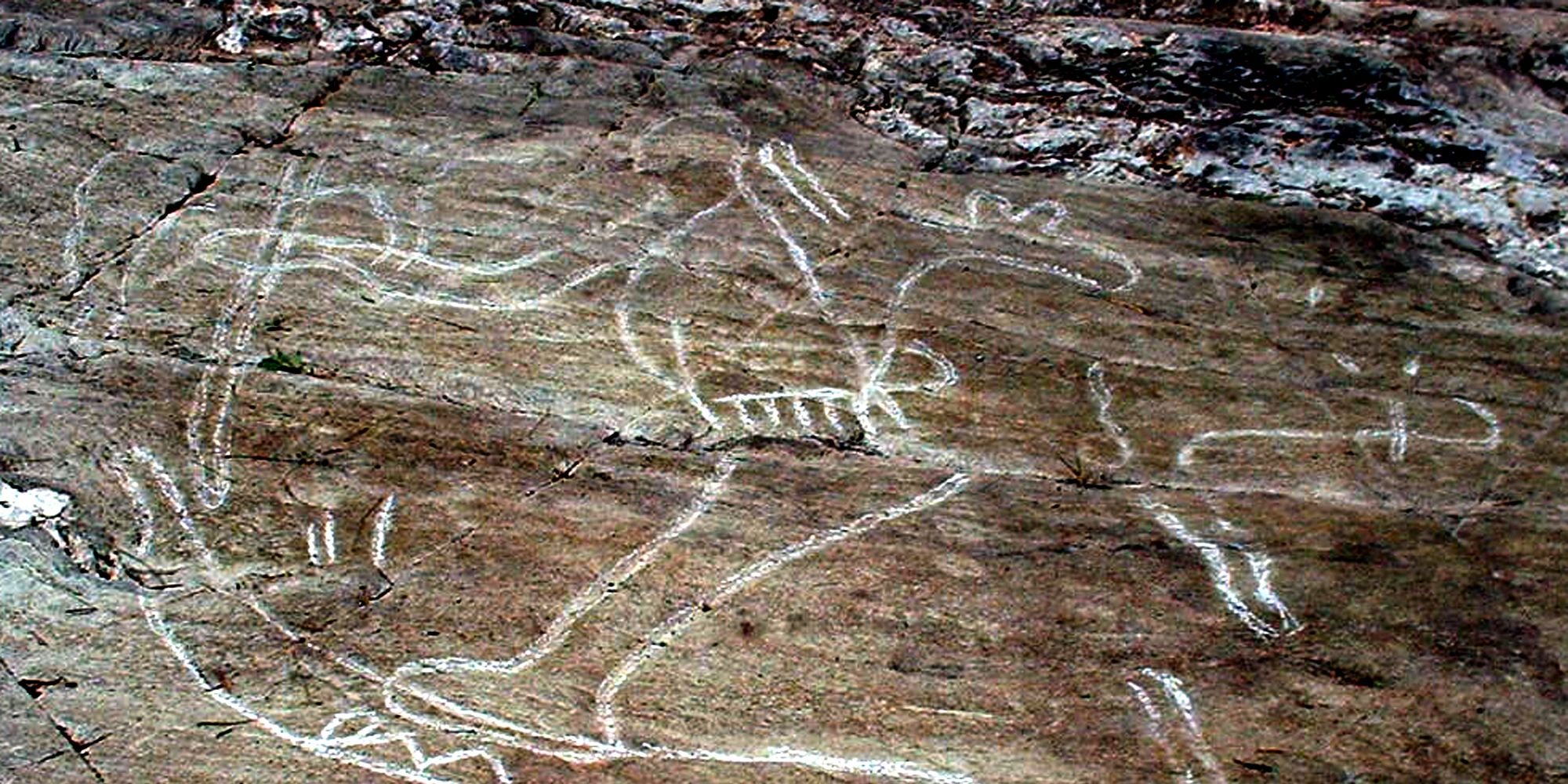 Rock carving of a skier at Bøla in Steinkjer