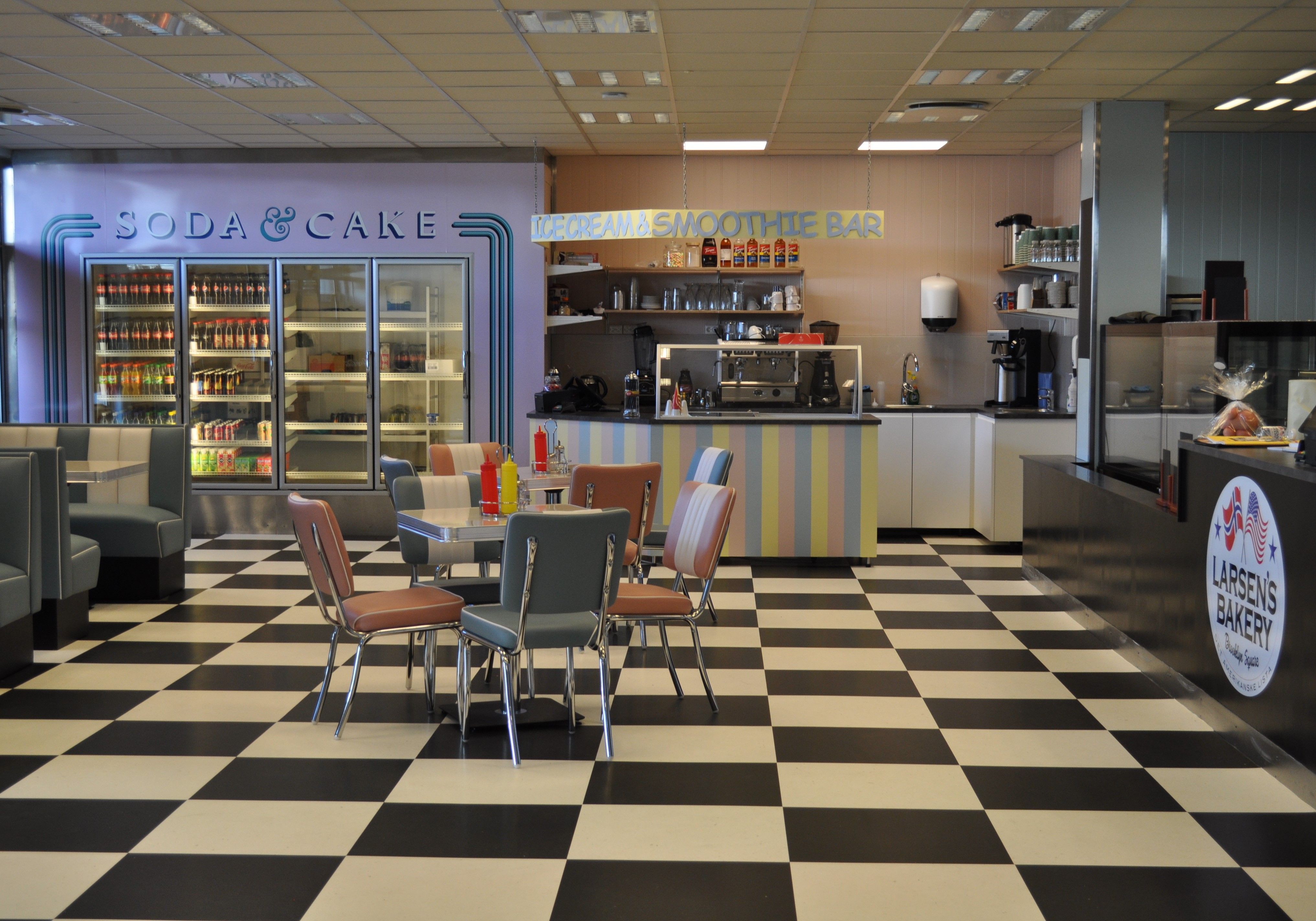 Larsen's Bakery