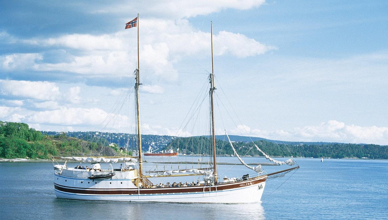 stort eldre seilskip