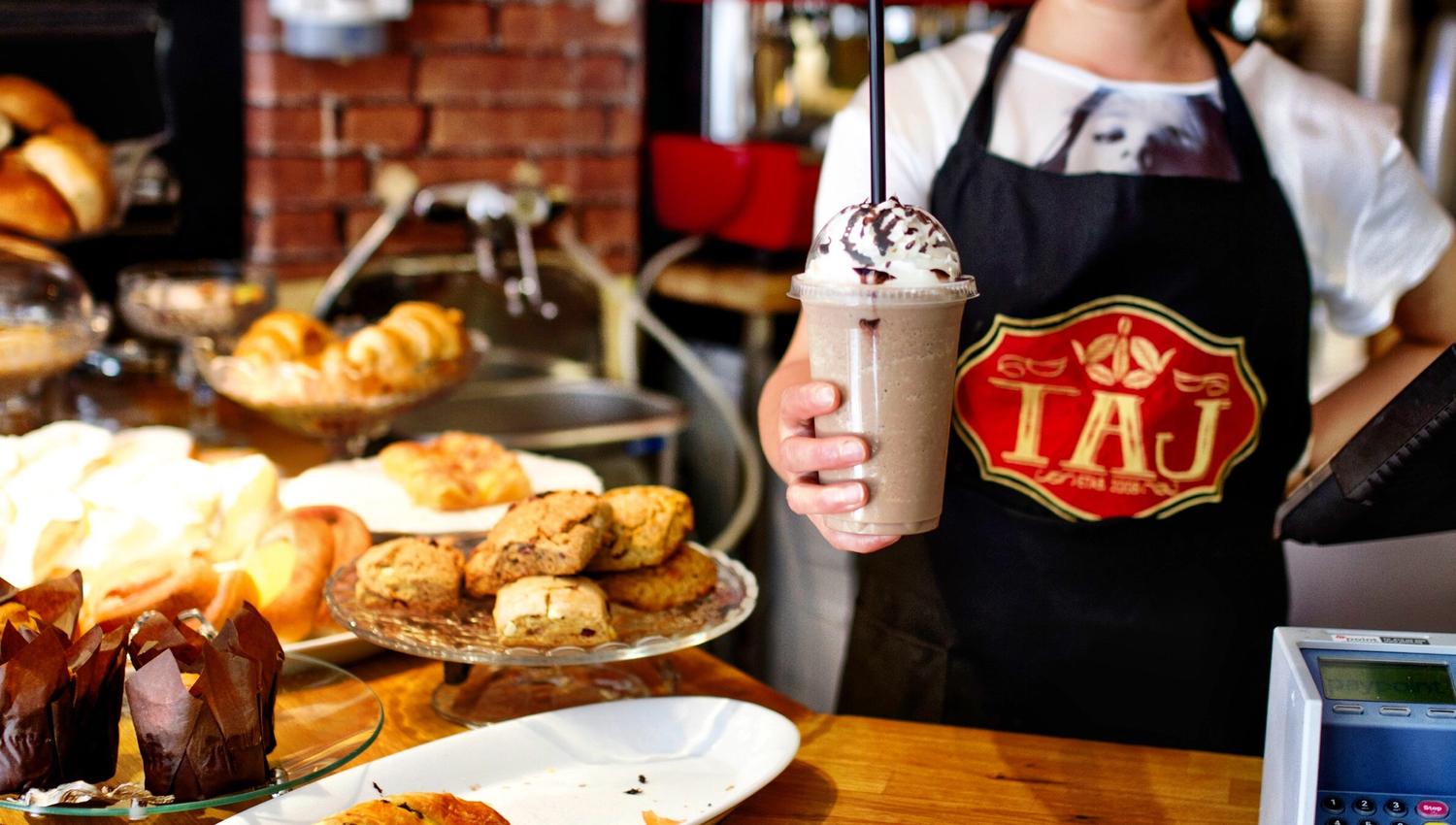 TAJ Kaffe & Chai Hus (4)