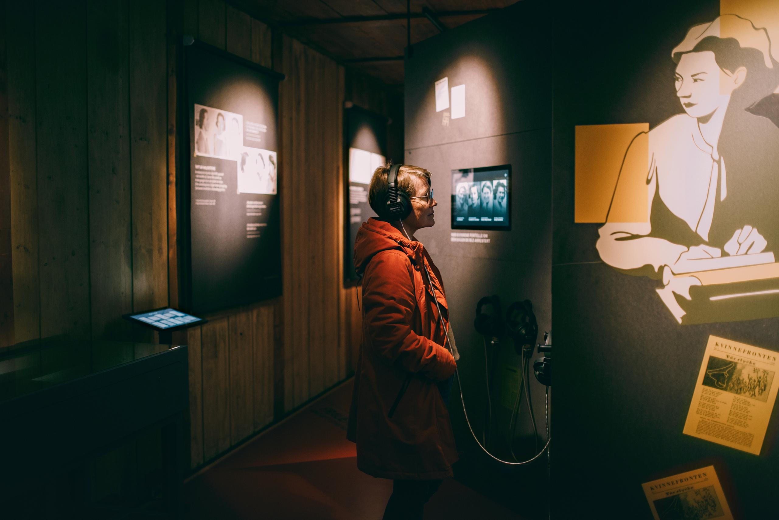 Lady in the exhibition