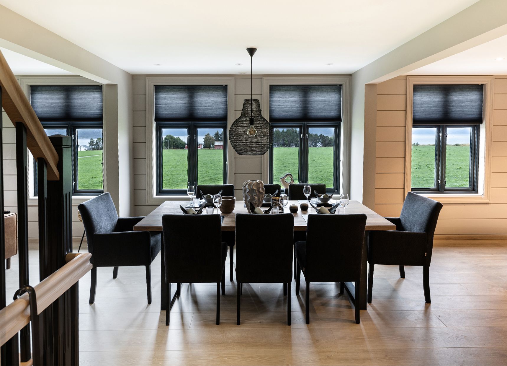 Spisestue hos GODØ LODGE