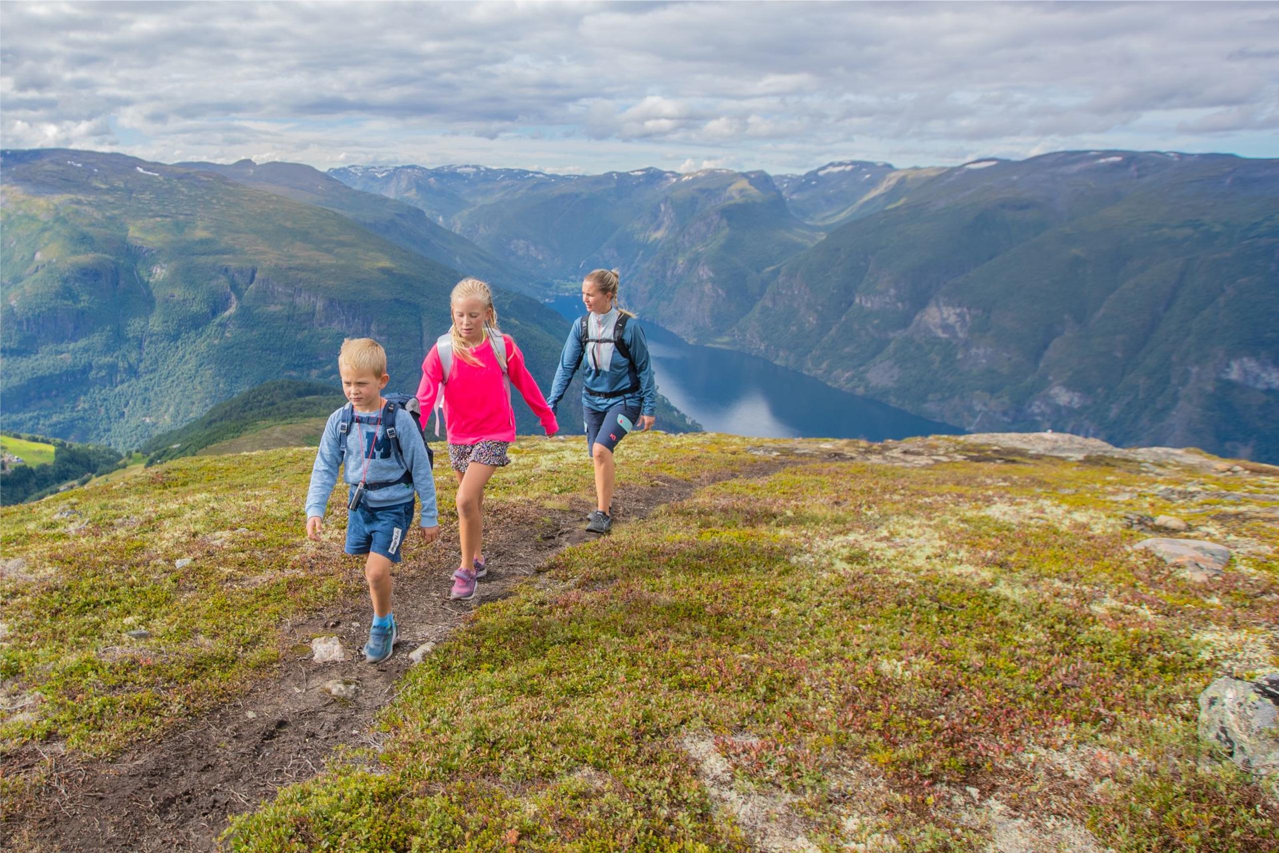 Hike to Prest