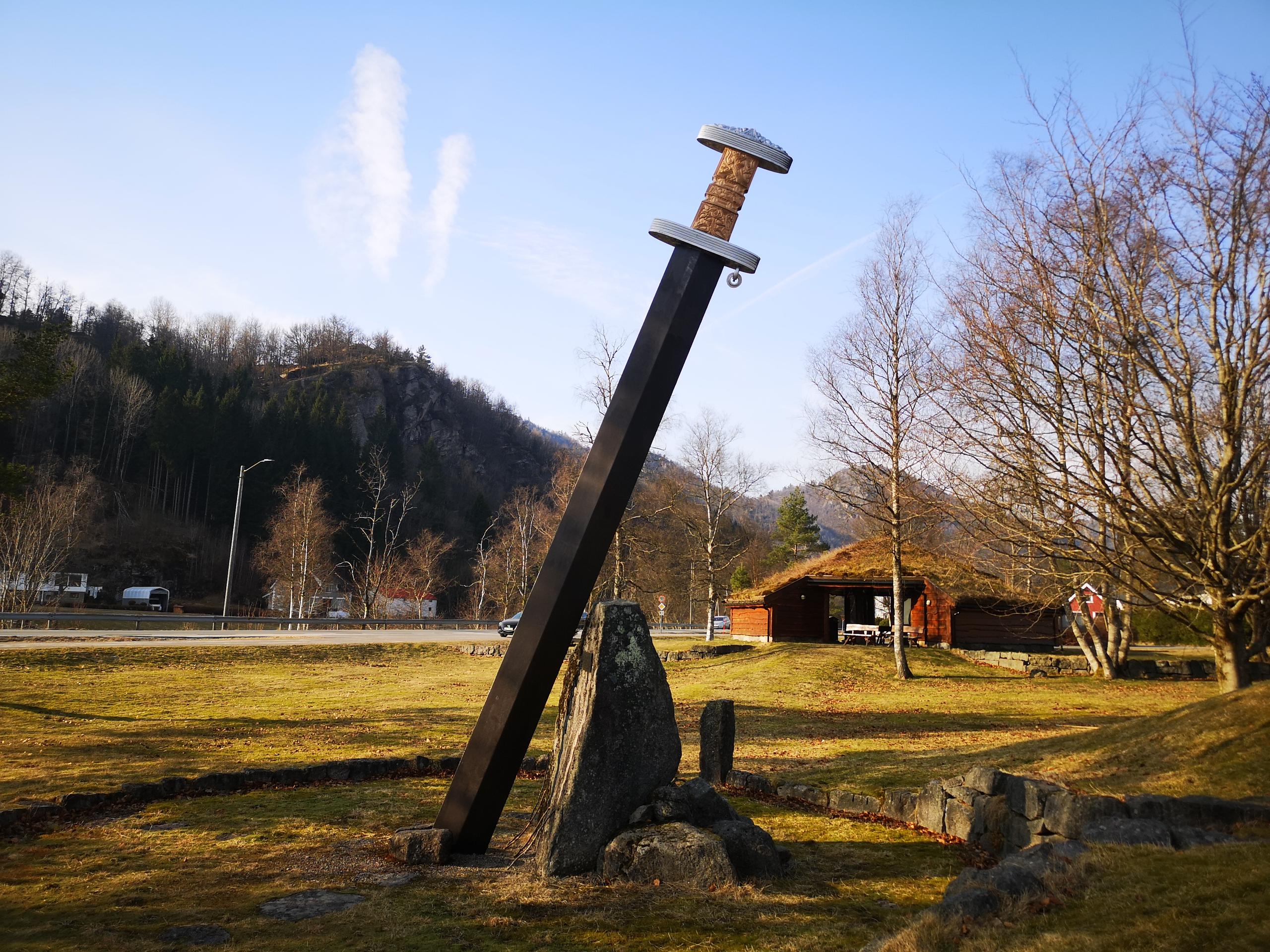 Ancient Sword Snartemo / Bautaparken