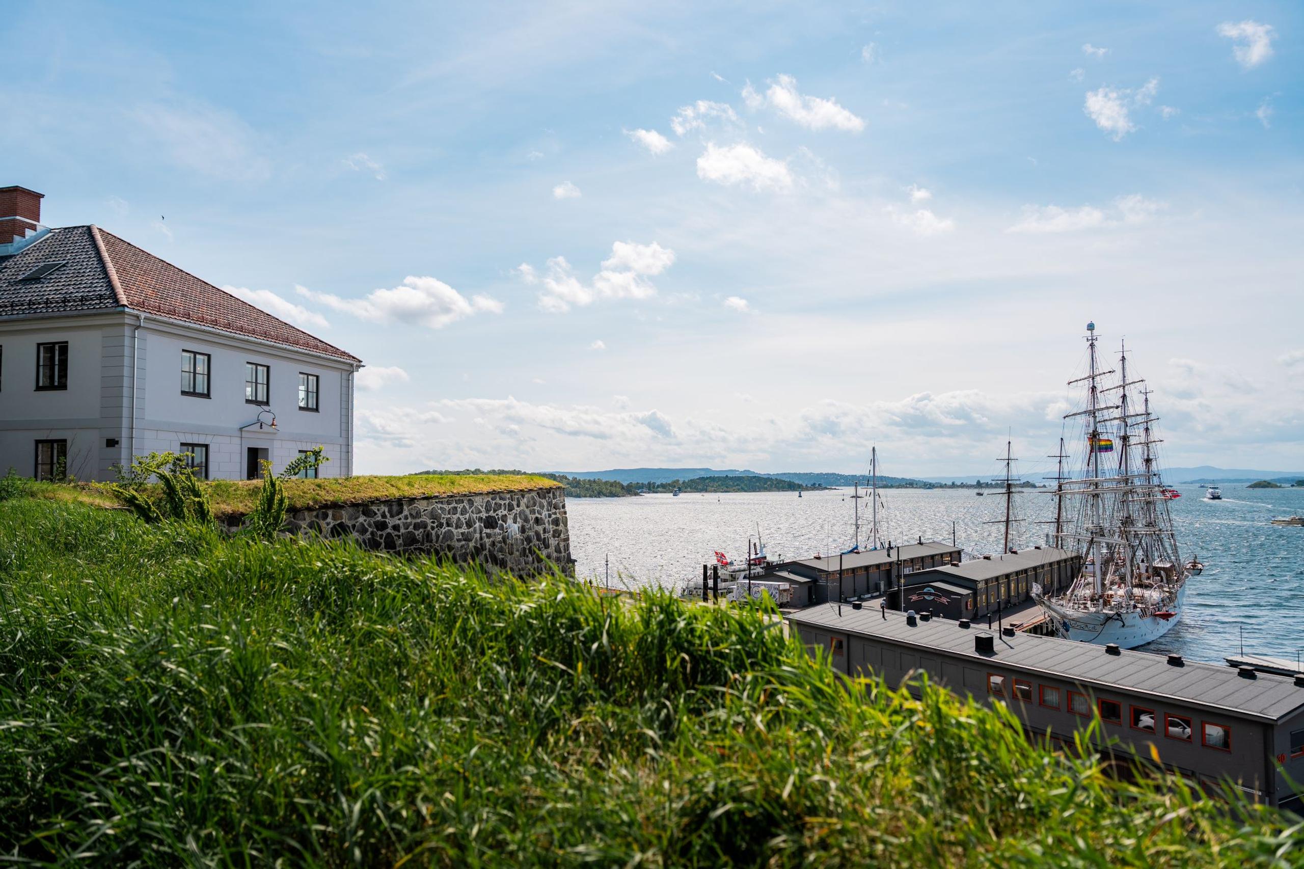 Facade with a view towards the Oslo fjord
