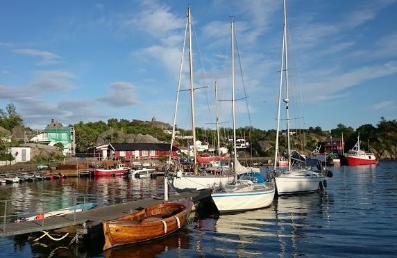 Sailboats in the harbour