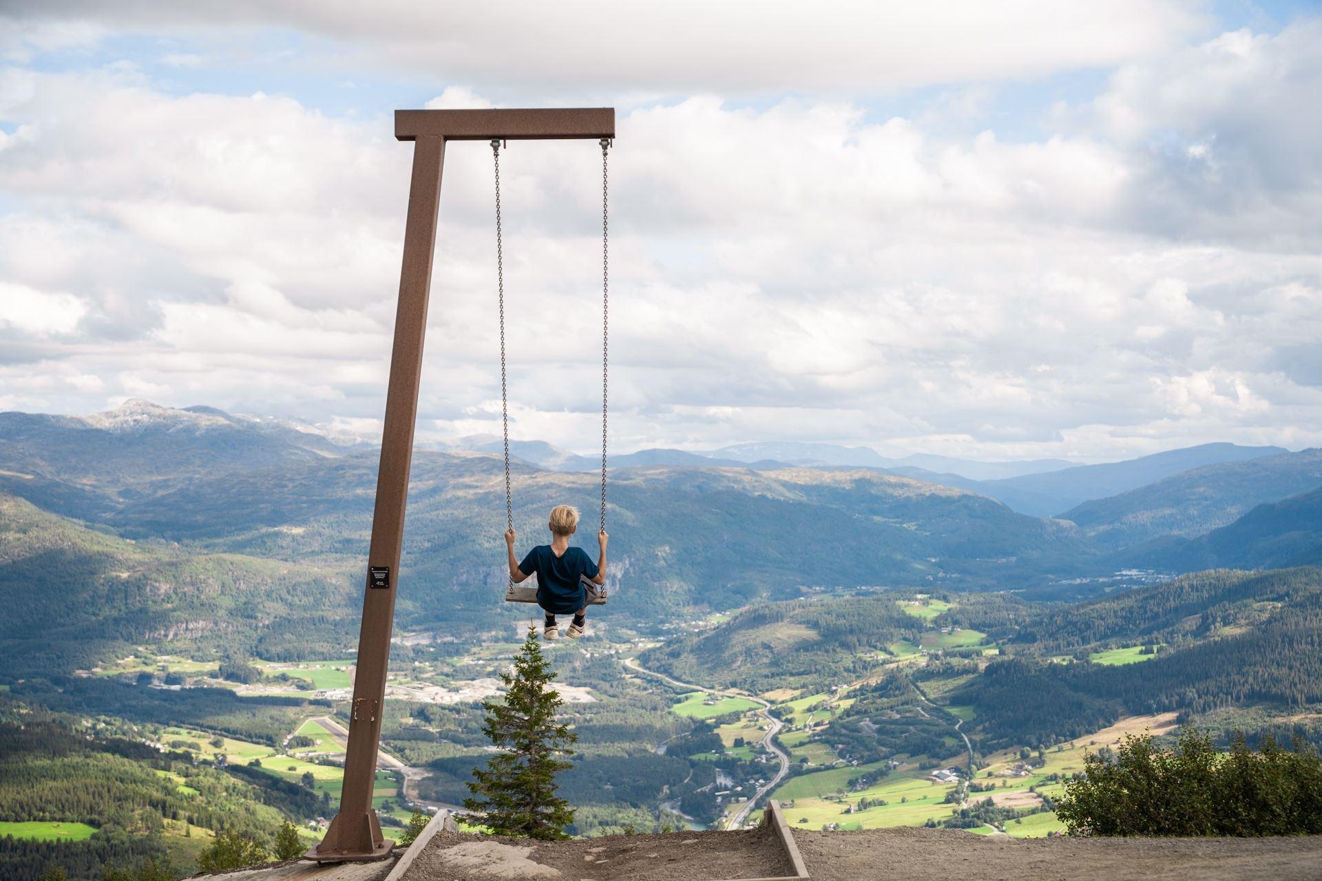 Mount Hangur Swing, Voss