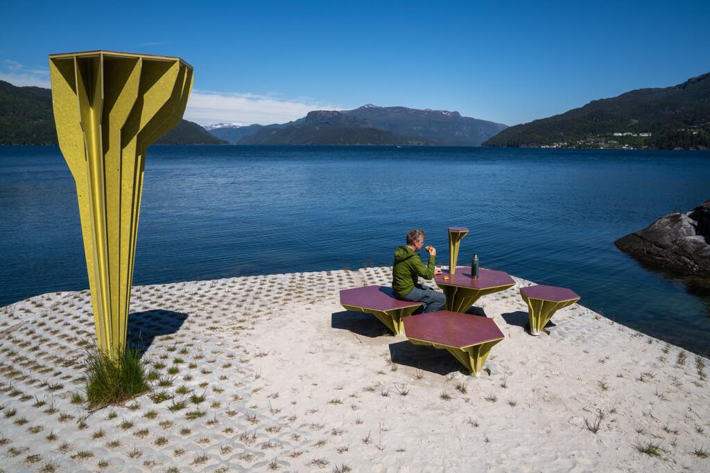 Venterommet (waiting room) and "the mushrooms" at Ropeid