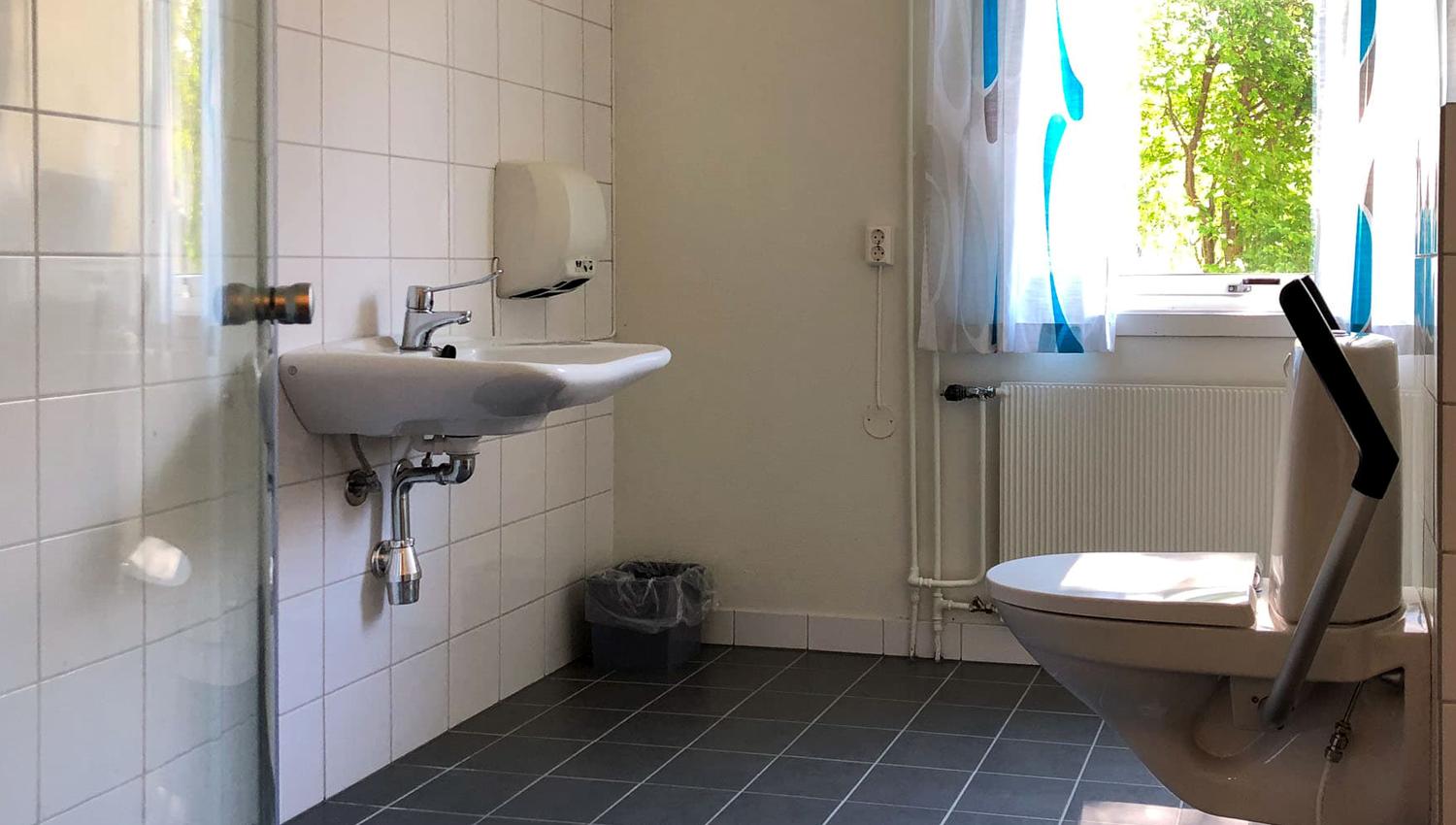 inderøy sund folkehøgskole baderom 2x1
