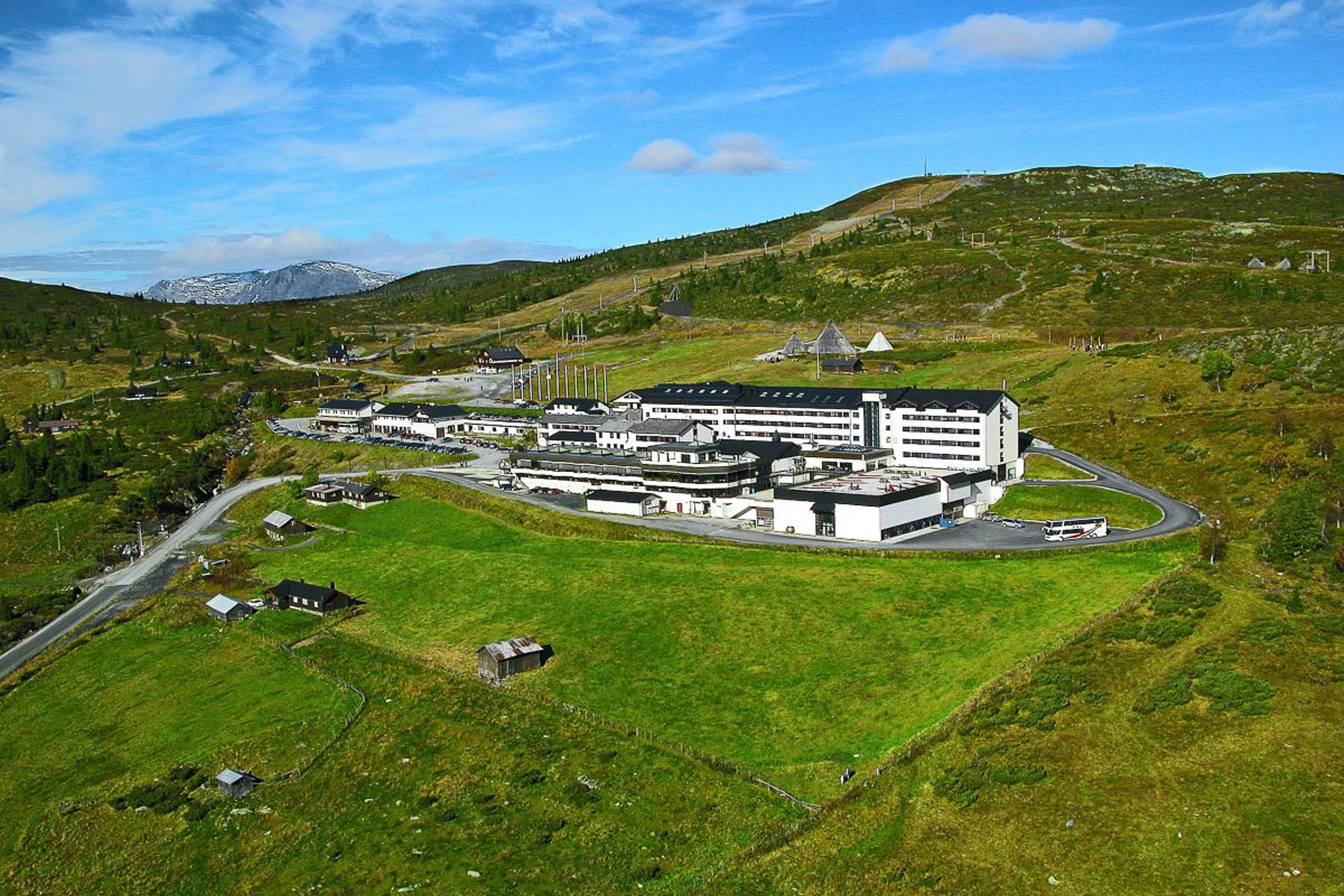 Storefjell Resort Hotel is situated on Golsfjellet between Norway and Hallingdal 