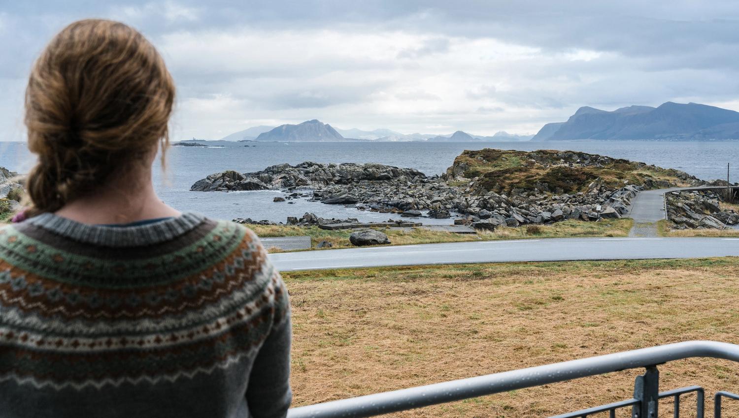 Stå på verandaen og kjenn lukta fra havet