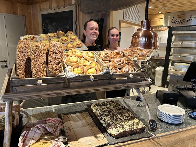 Ferske bakevarer på serveringshytte