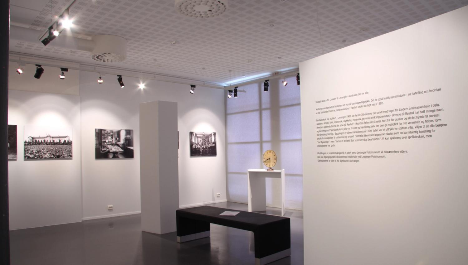 Utstilling på Levanger Fotomuseum. Foto: Nils Torske.