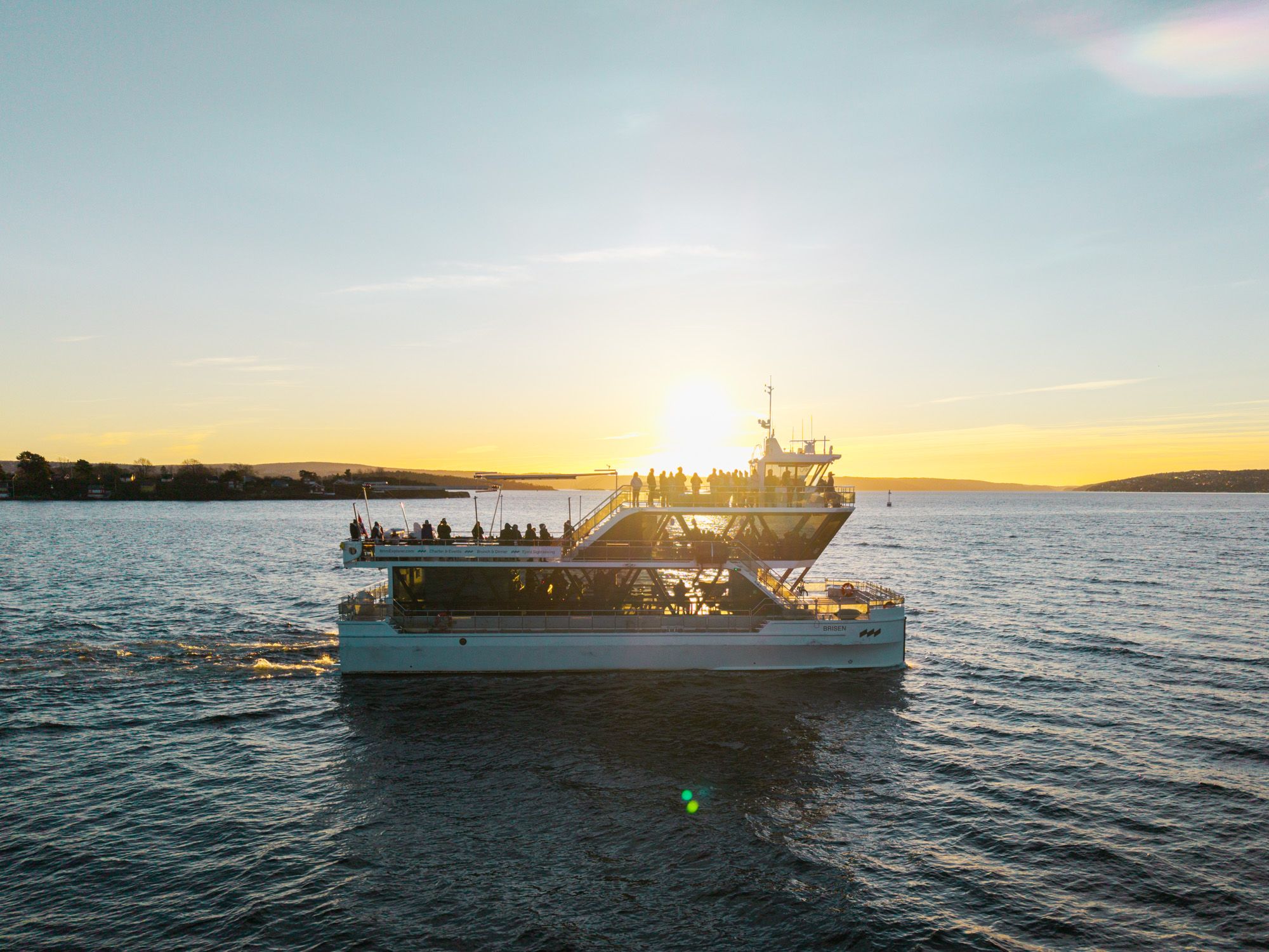 Dronebilde av båten i Oslofjorden