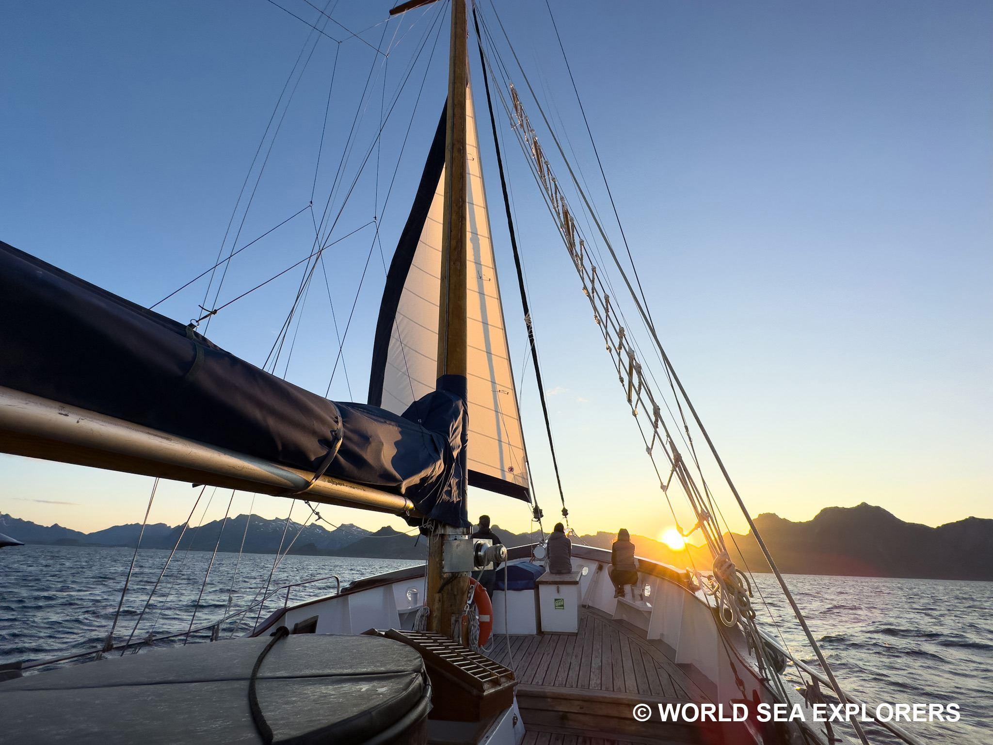 World Sea Explorers - Yacht charter