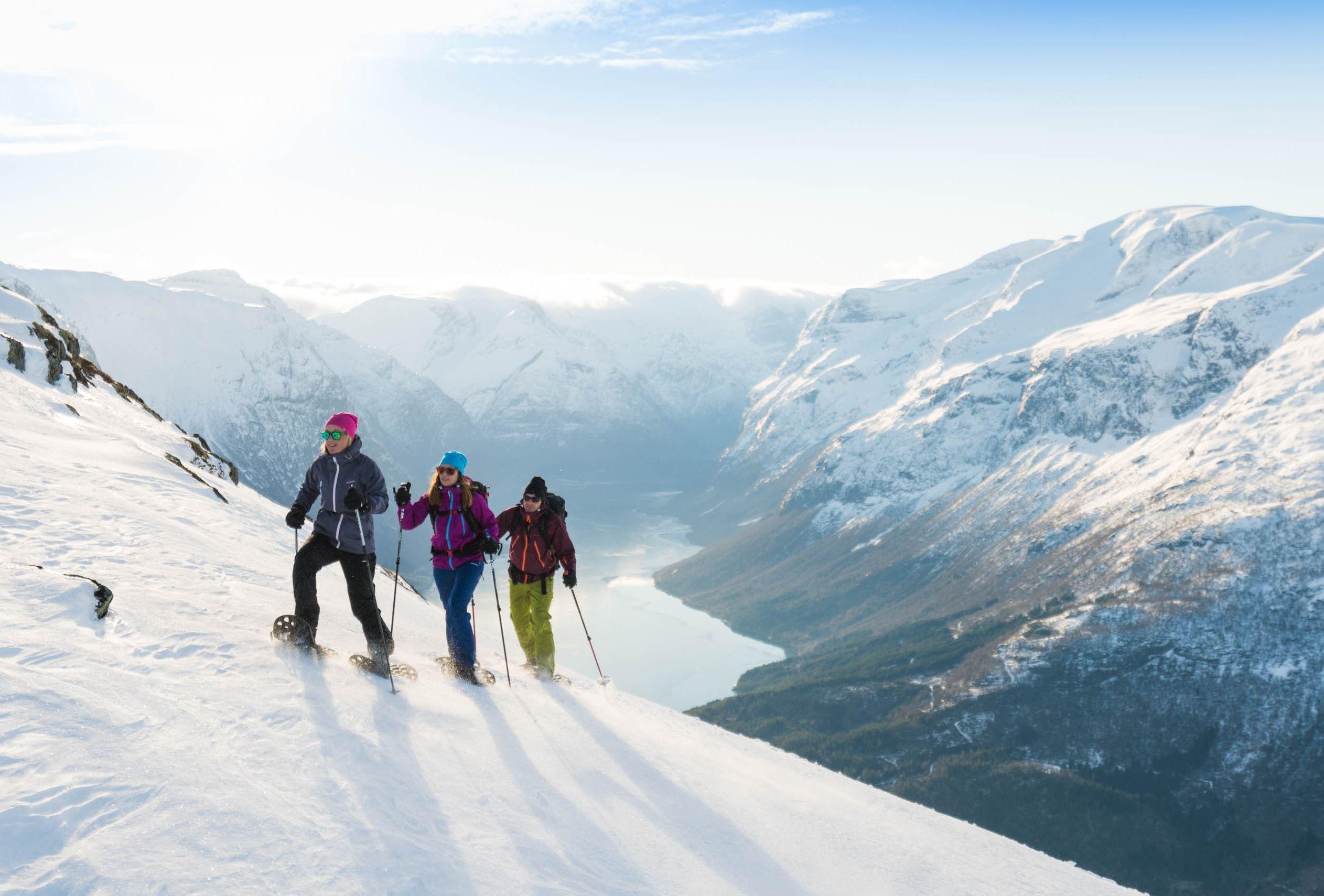 Snowshoe hike | Loen Skylift