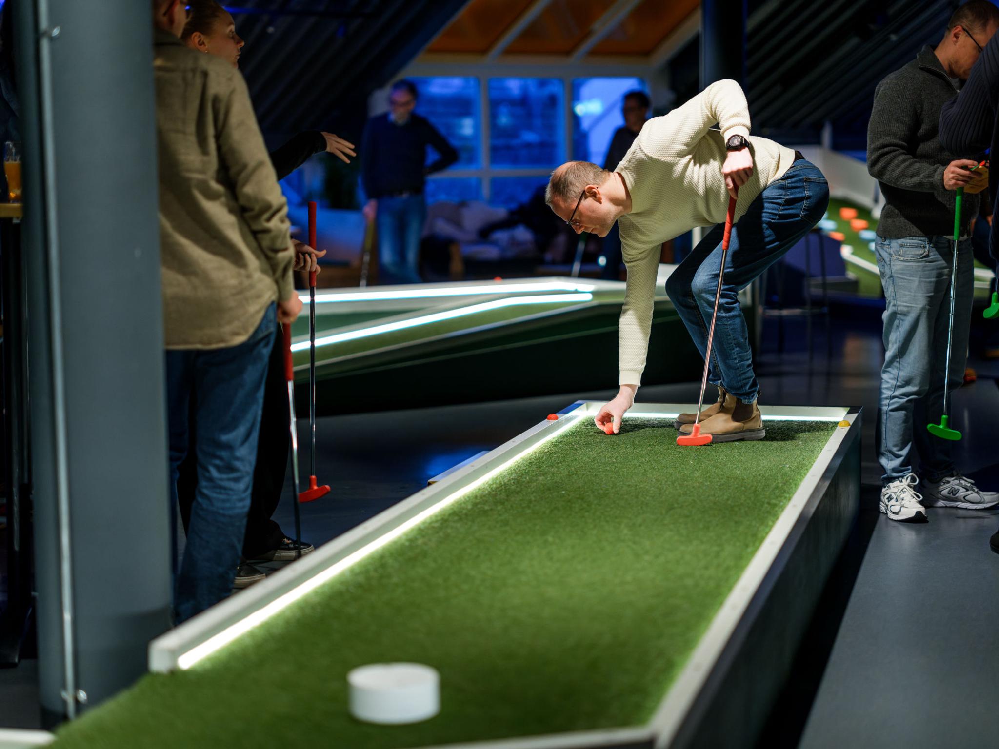 Stavanger Camping: Minigolf and bar in Stavanger