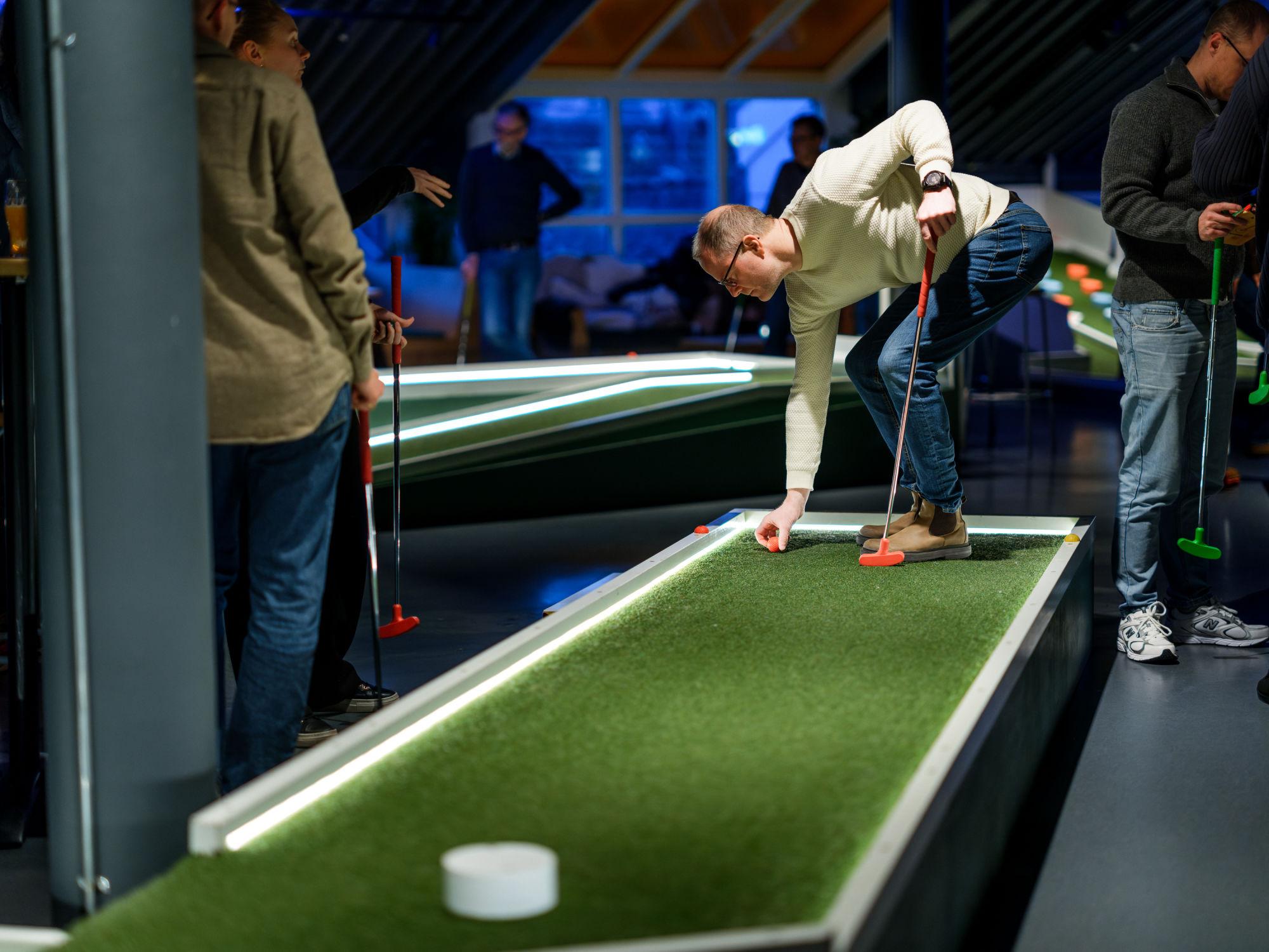 Stavanger Camping: Minigolf and bar in Stavanger