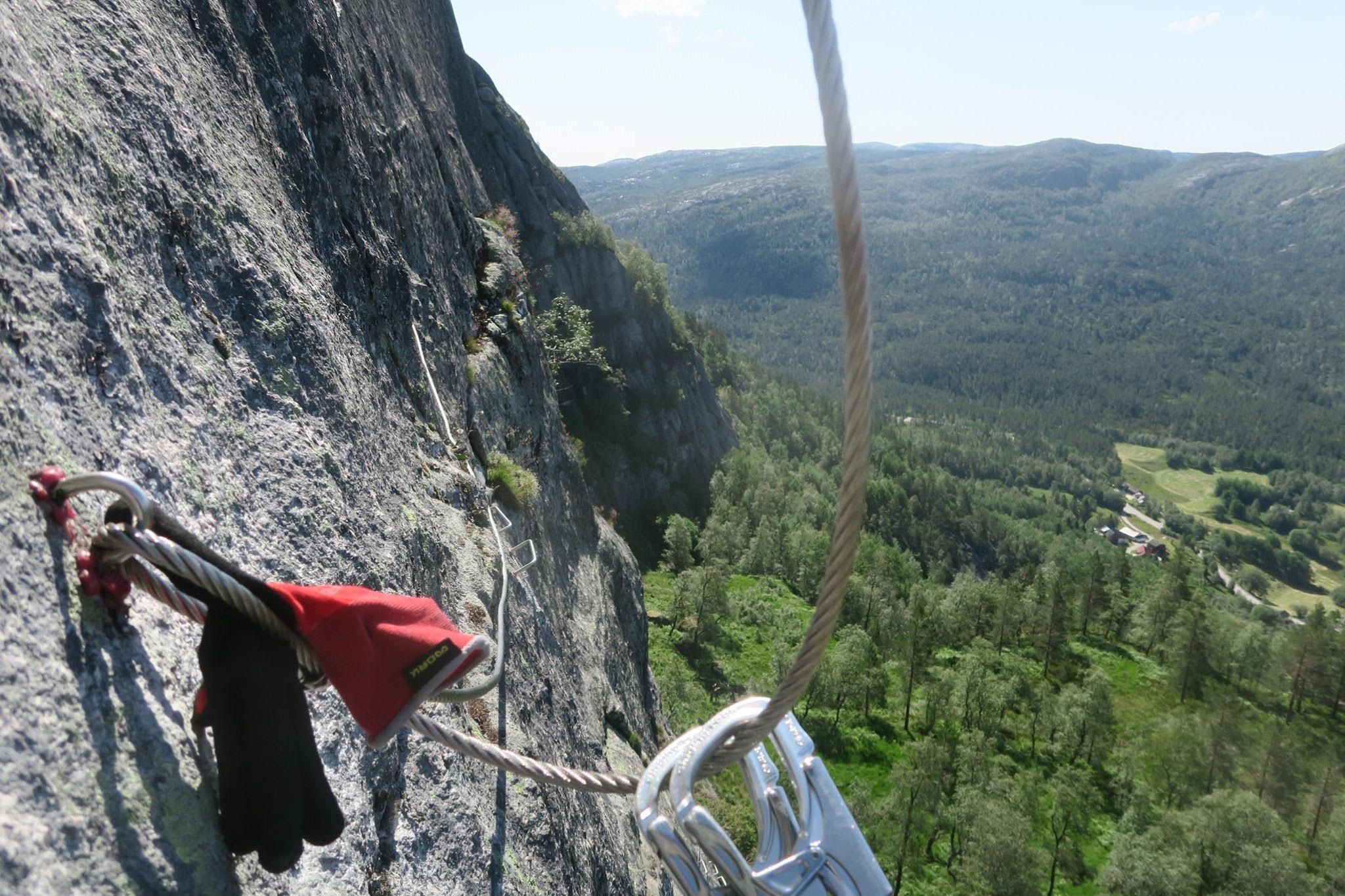 Via Ferrata Knaben wire