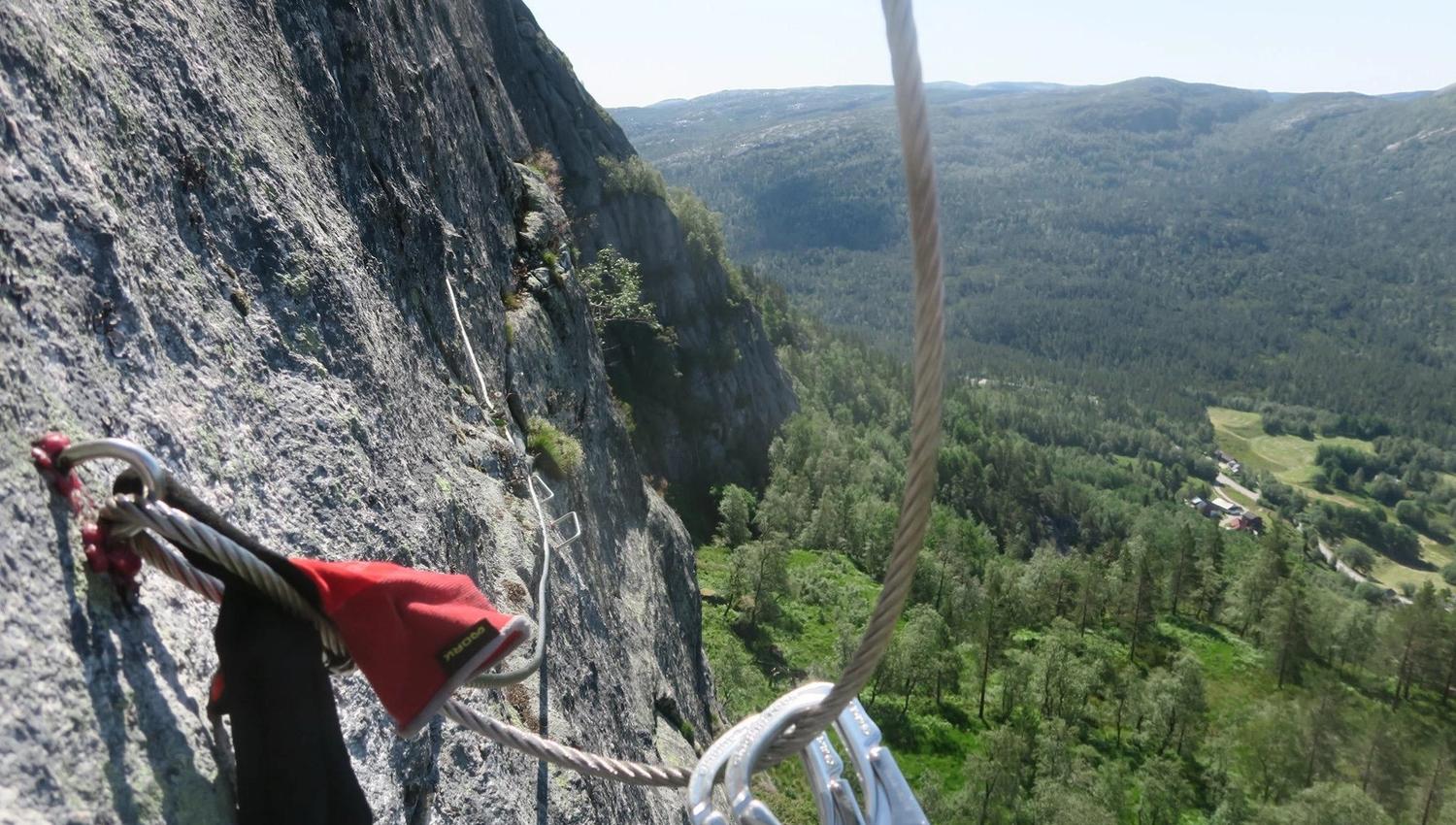 Via Ferrata Knaben wire