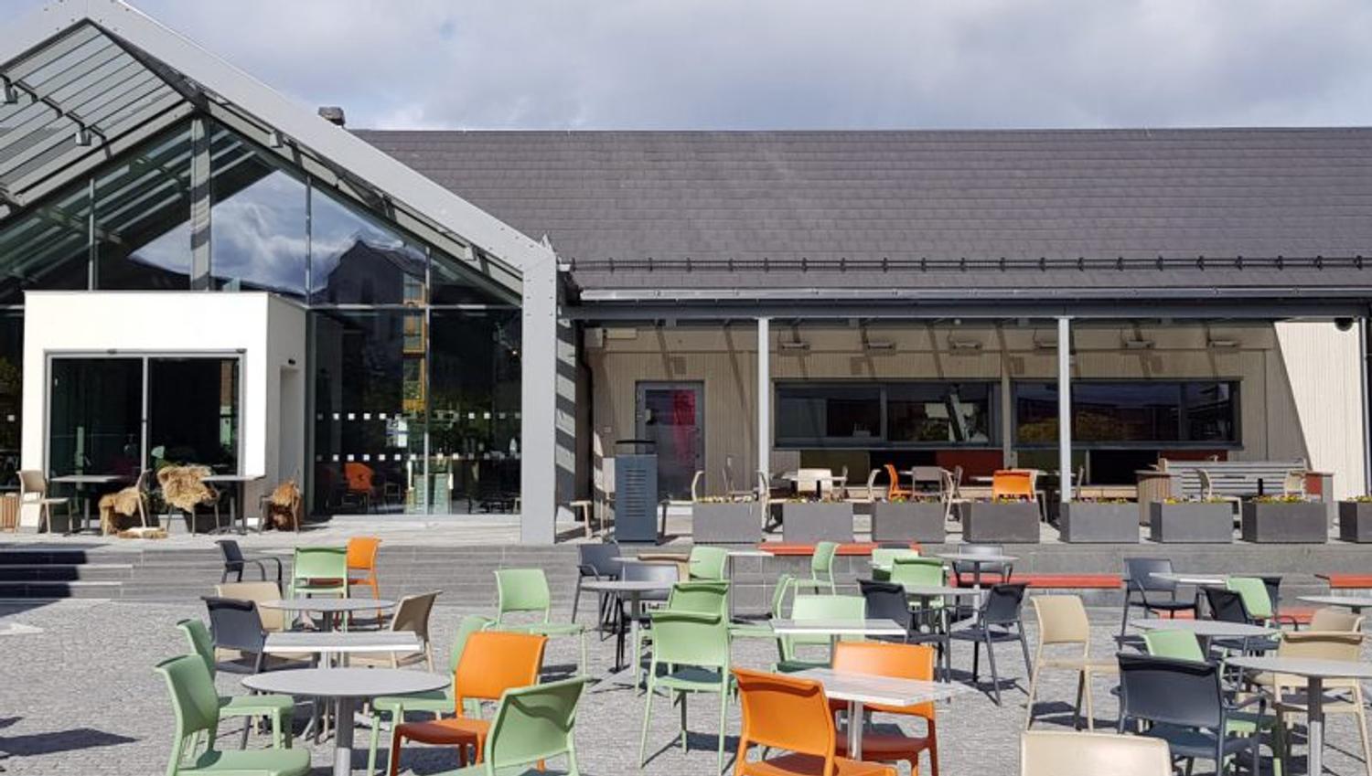 The Bakery in Brumunddal - Tables outdoor