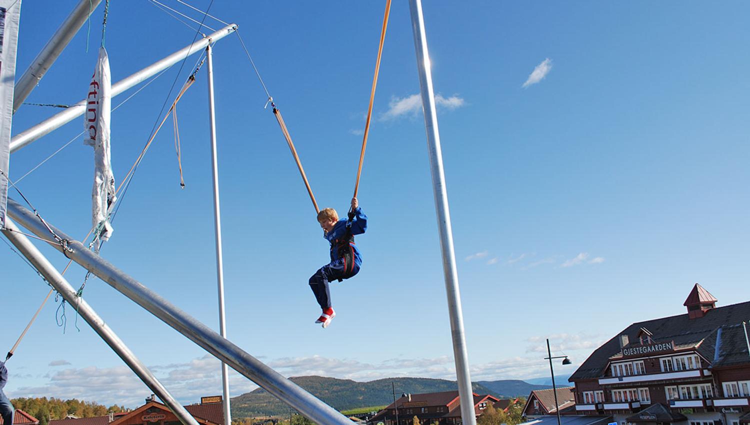 Gyrotrampoline