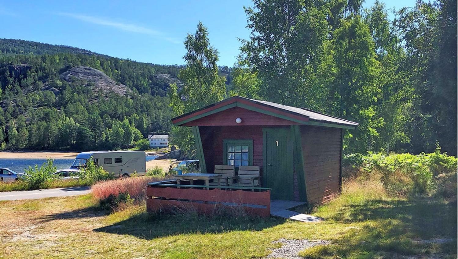 small cabin at Øyne Camping