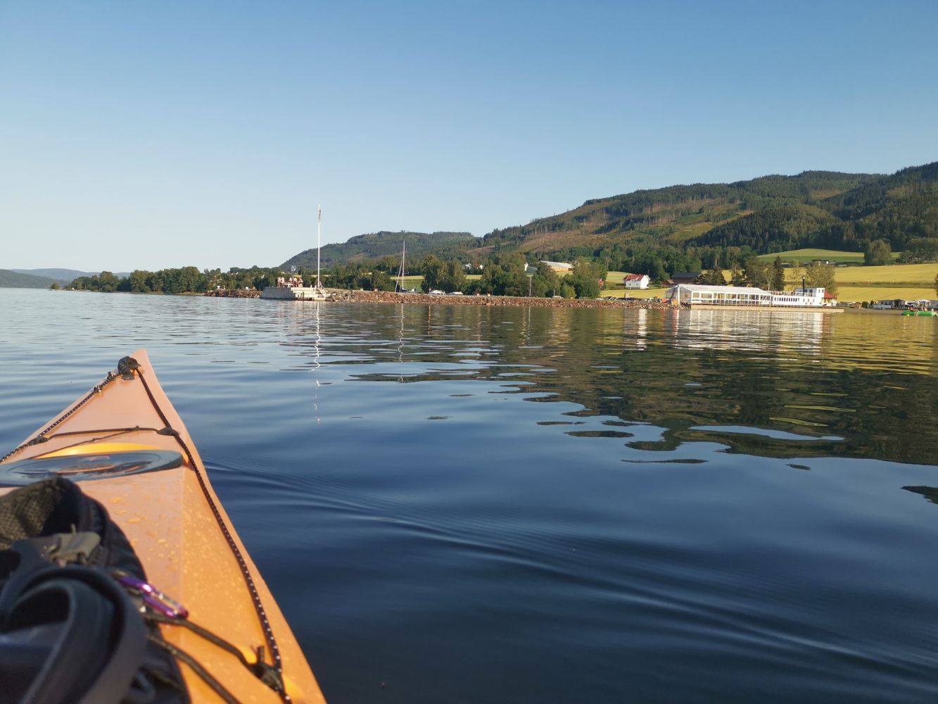 Padling ved Evjua Strandpark