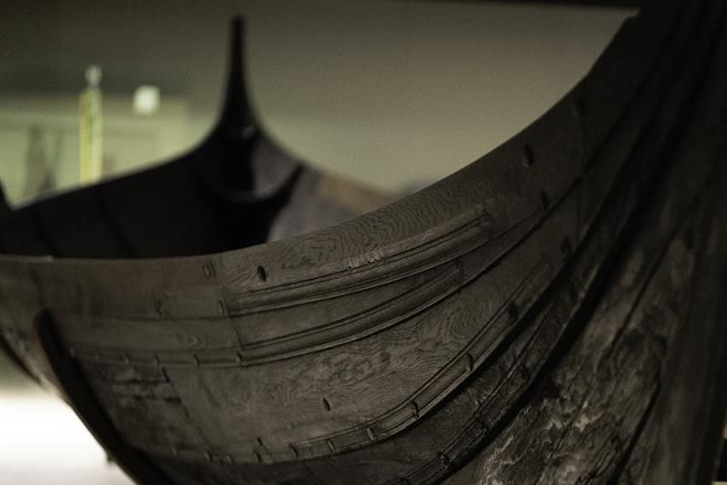 Viking boat.