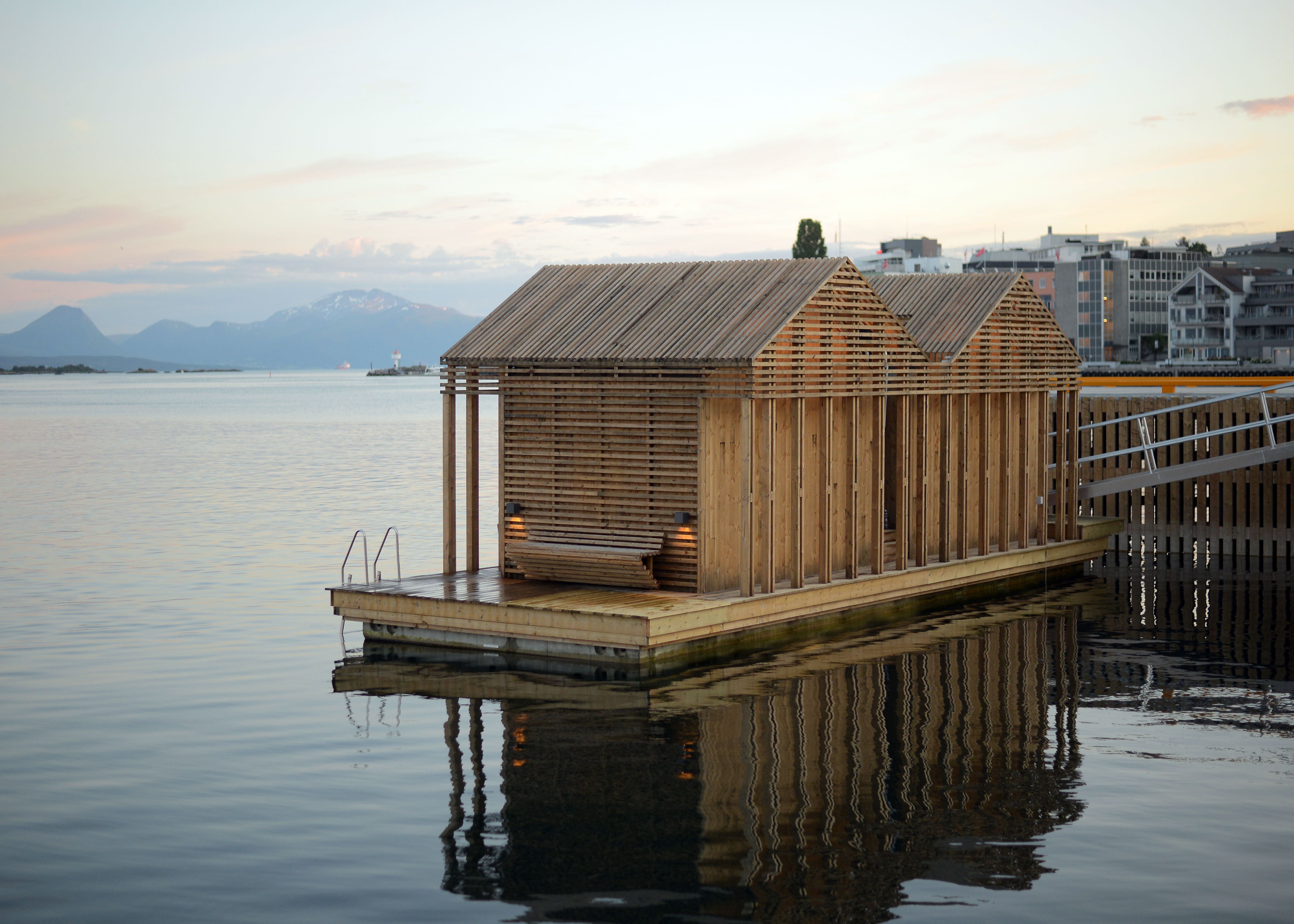 Nausta i Molde
