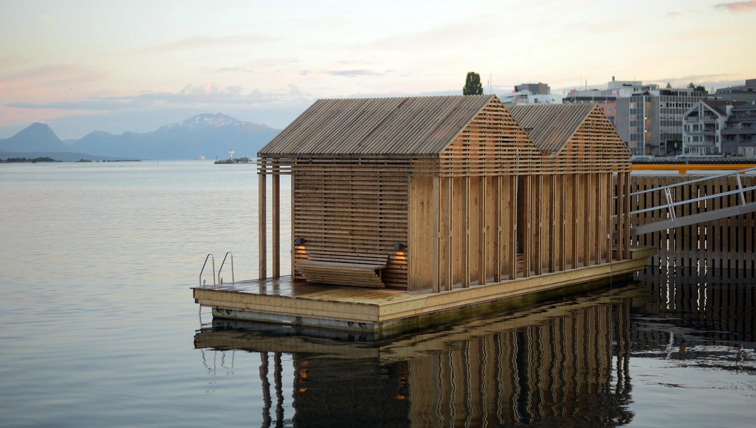 Nausta i Molde