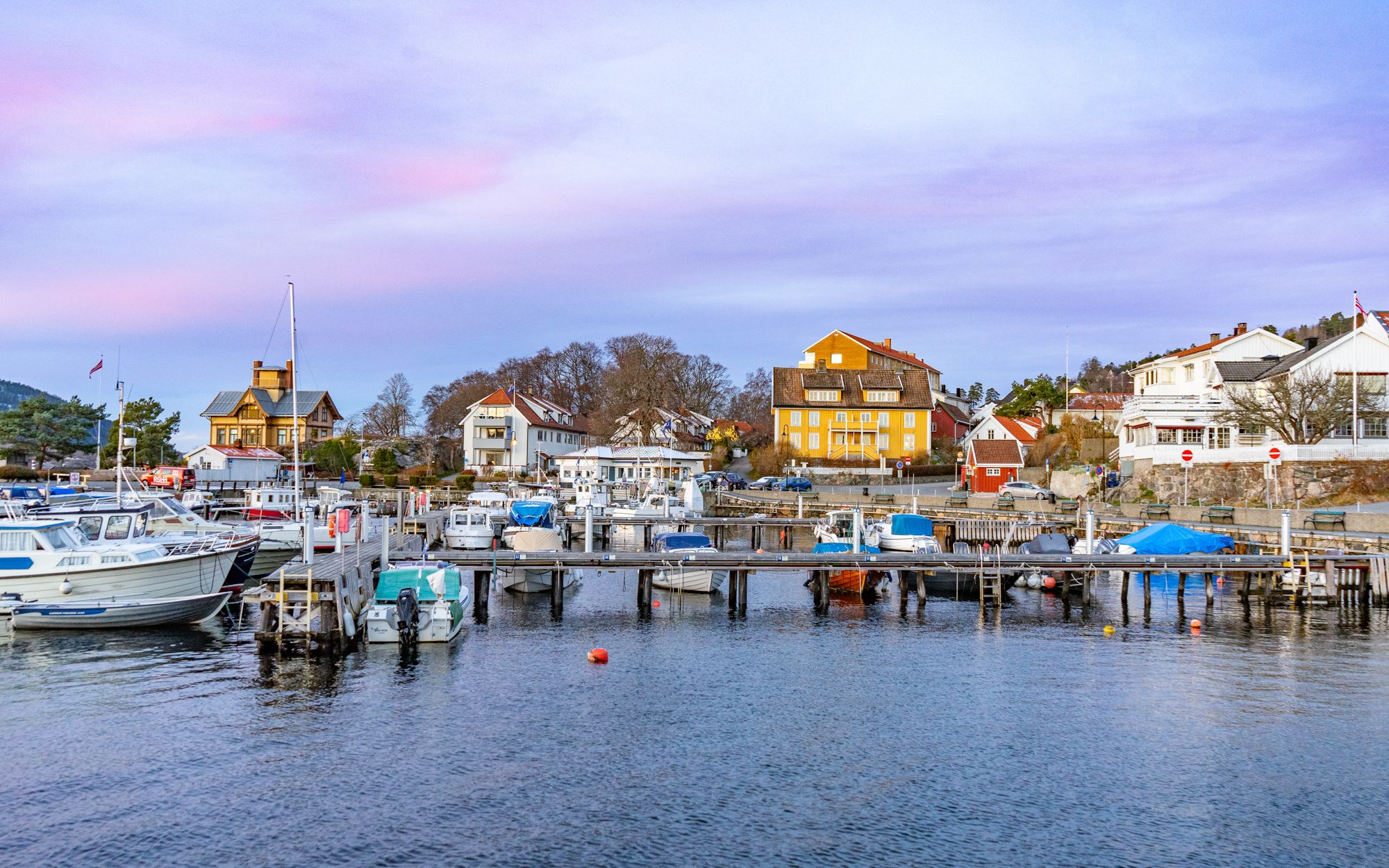 Drøbak ba°thavn foto visitdrobakoscarsborg_