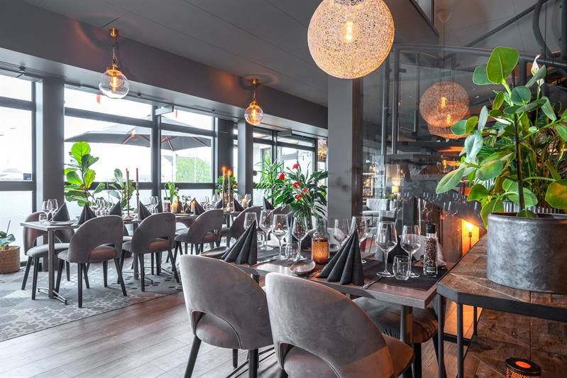 The Restaurant
