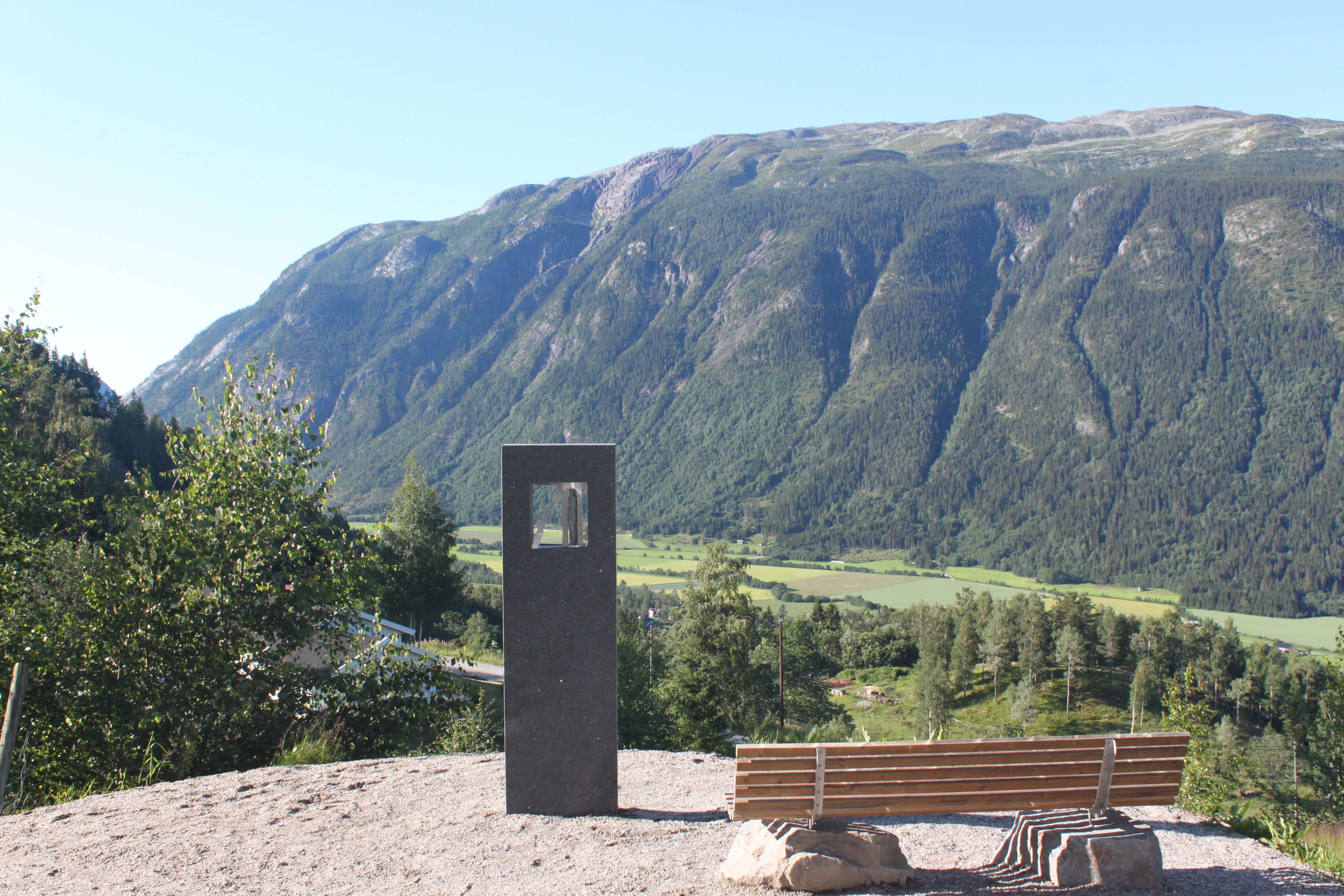 Kikkeskåp, Tårån i troppin