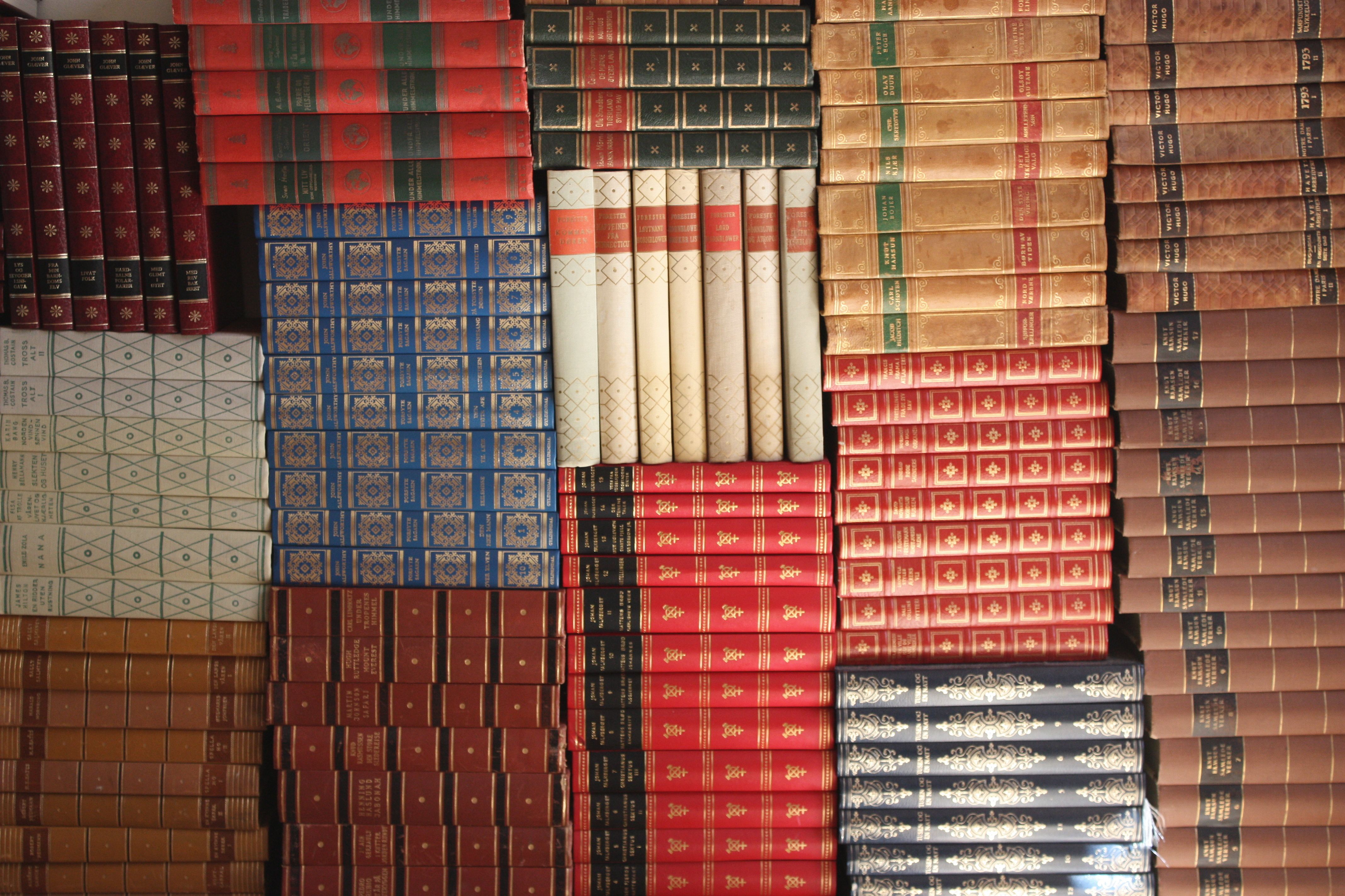 Bücher in antique Buchladen.