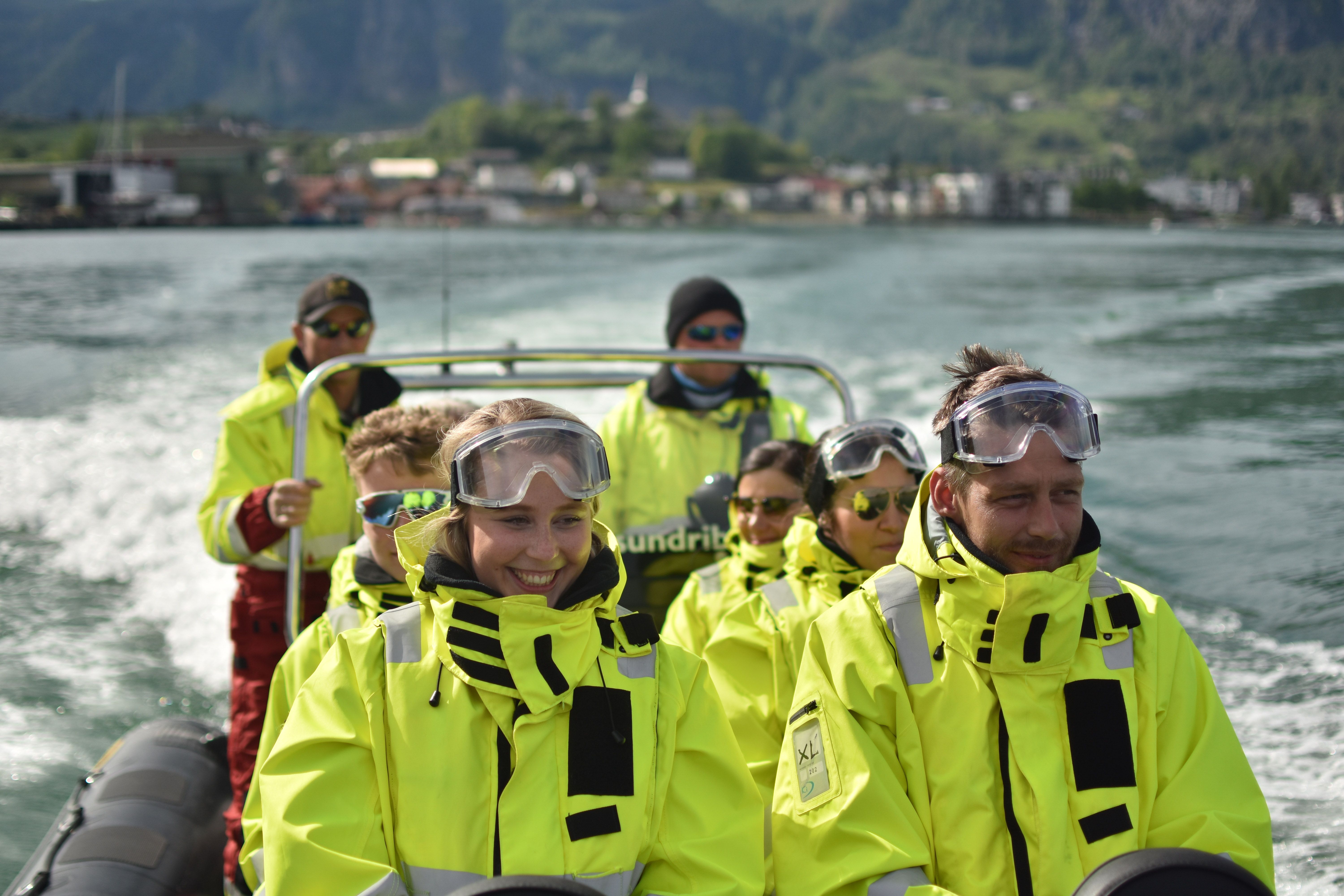 Excited passengers on a RIB boat in Hardanger, ready for speed, nature experiences, and spectacular waterfalls.
